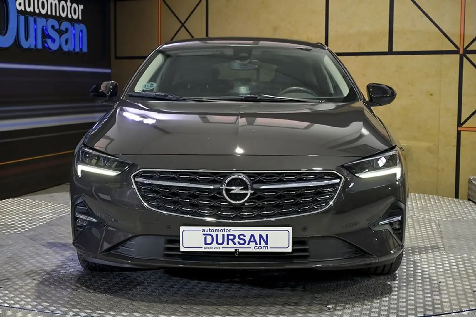 Opel Insignia GS Business Elegance 2.0D DVH 130kW AT8 Brown - 2