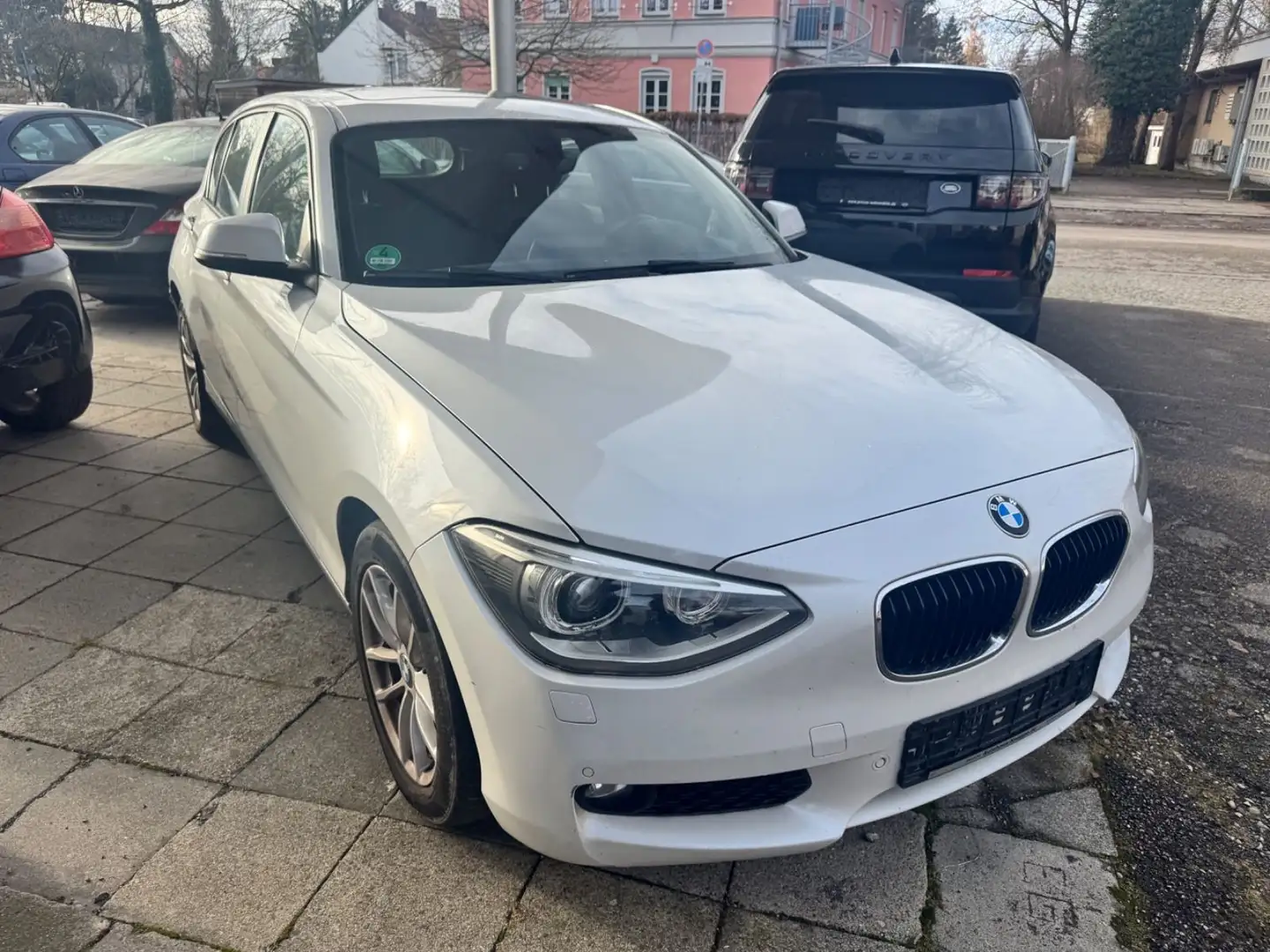 BMW 118 d Blanc - 2