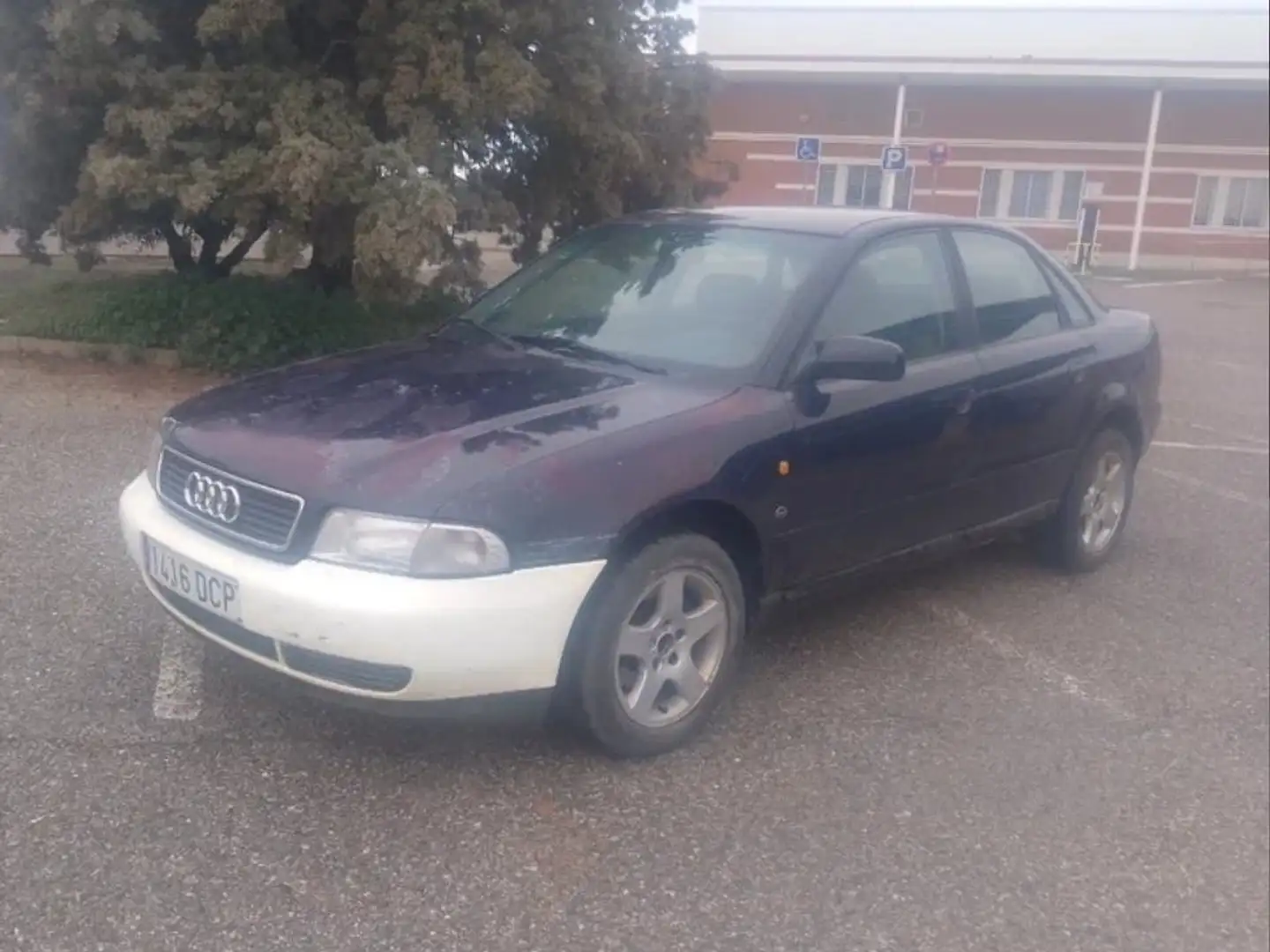 Audi A4 1.9TDI Azul - 1