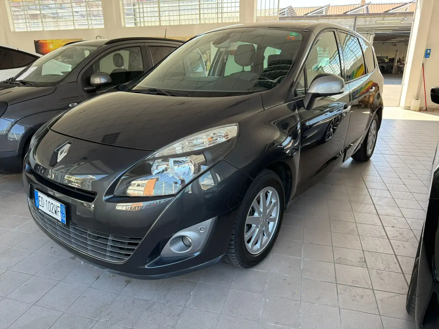 Renault Scenic Scenic III 2009 1.5 dci Luxe 110cv edc Grigio - 1