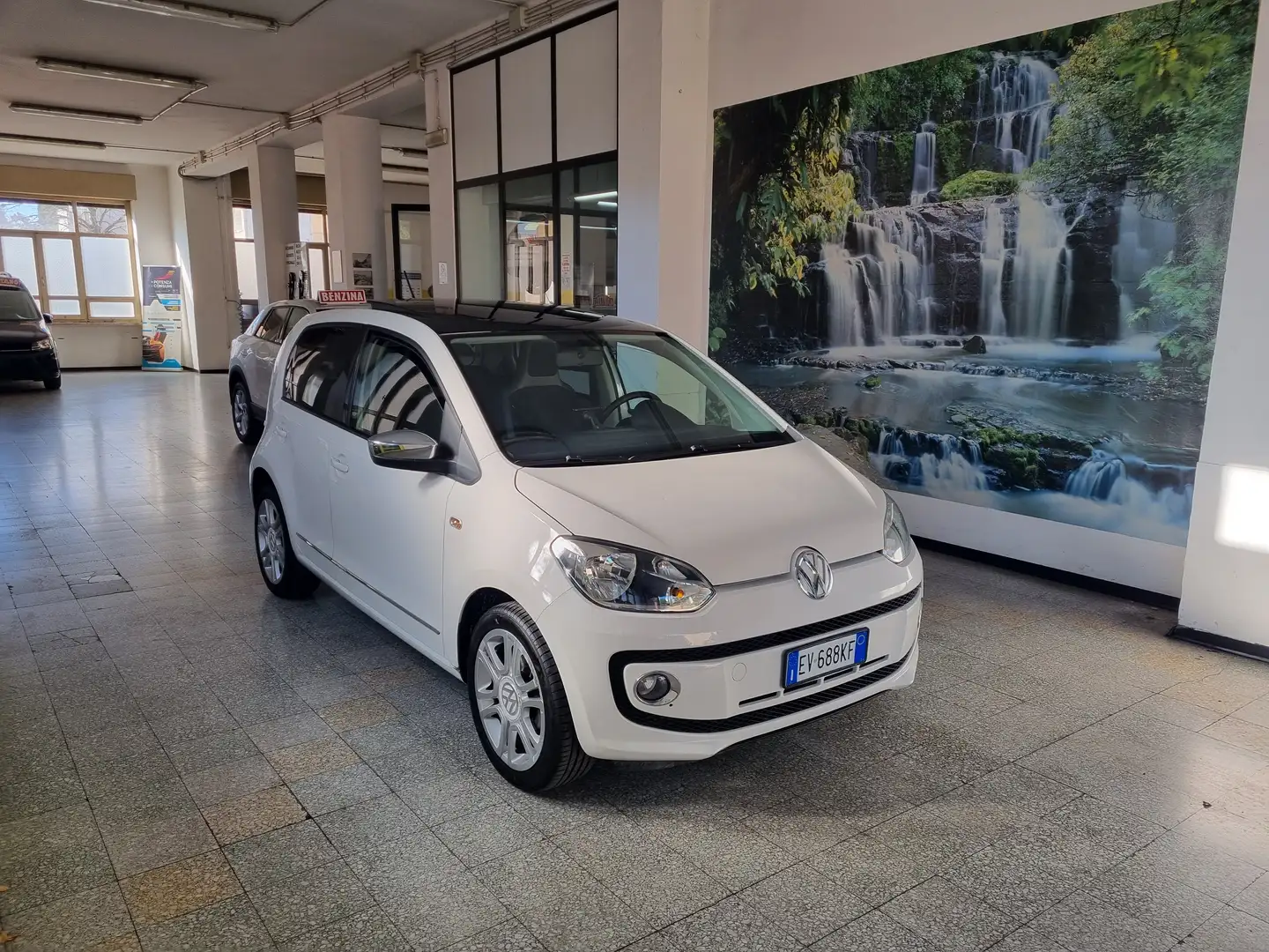 Volkswagen up! up! 5p 1.0 Eco Up! High TETTINO,BLUETOOTH,NAVI Bianco - 1