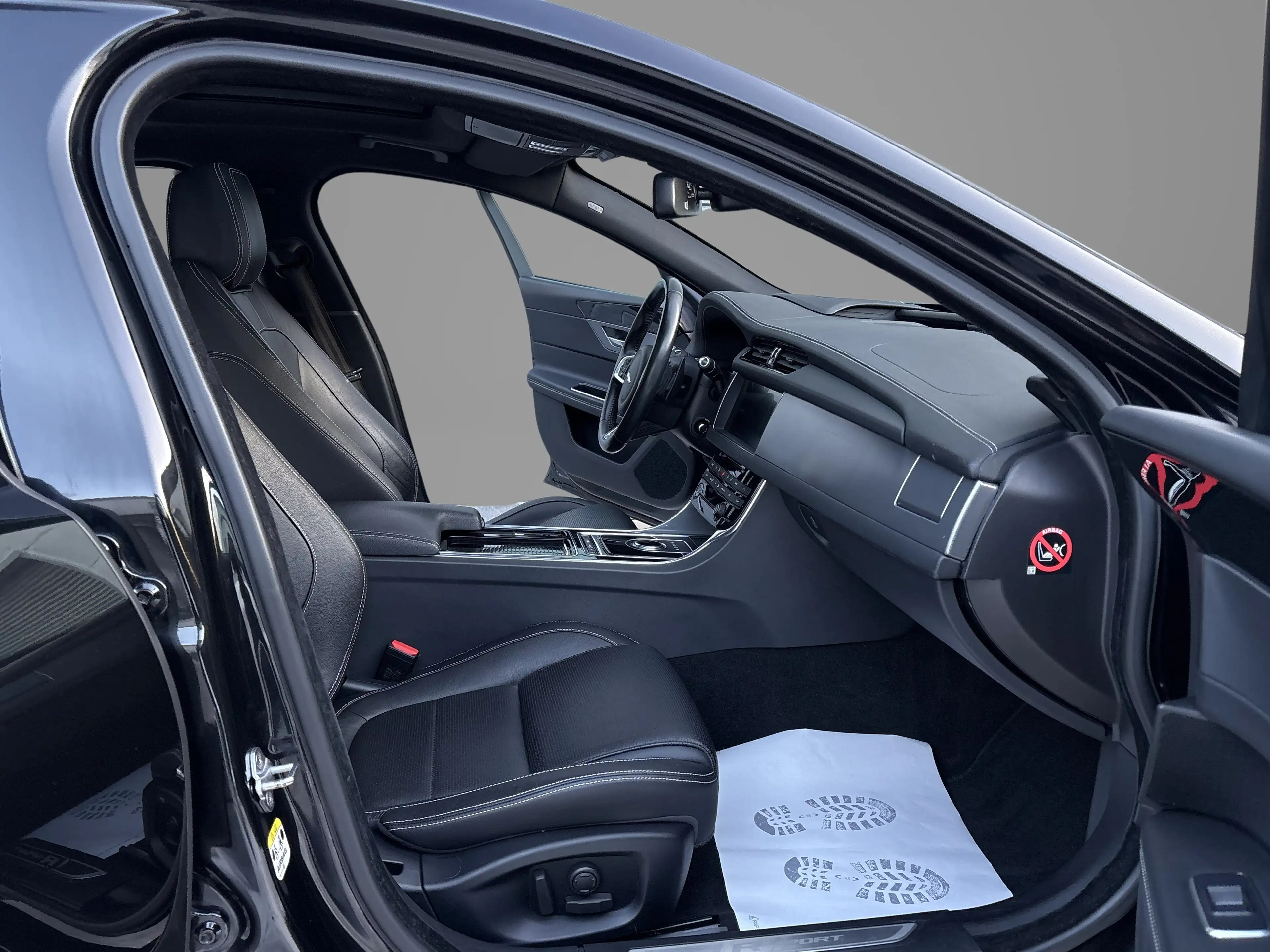 Jaguar XF R-Sport AWD 18"Alu Sound ACC Totwinkel Pano Kamera — photo 8