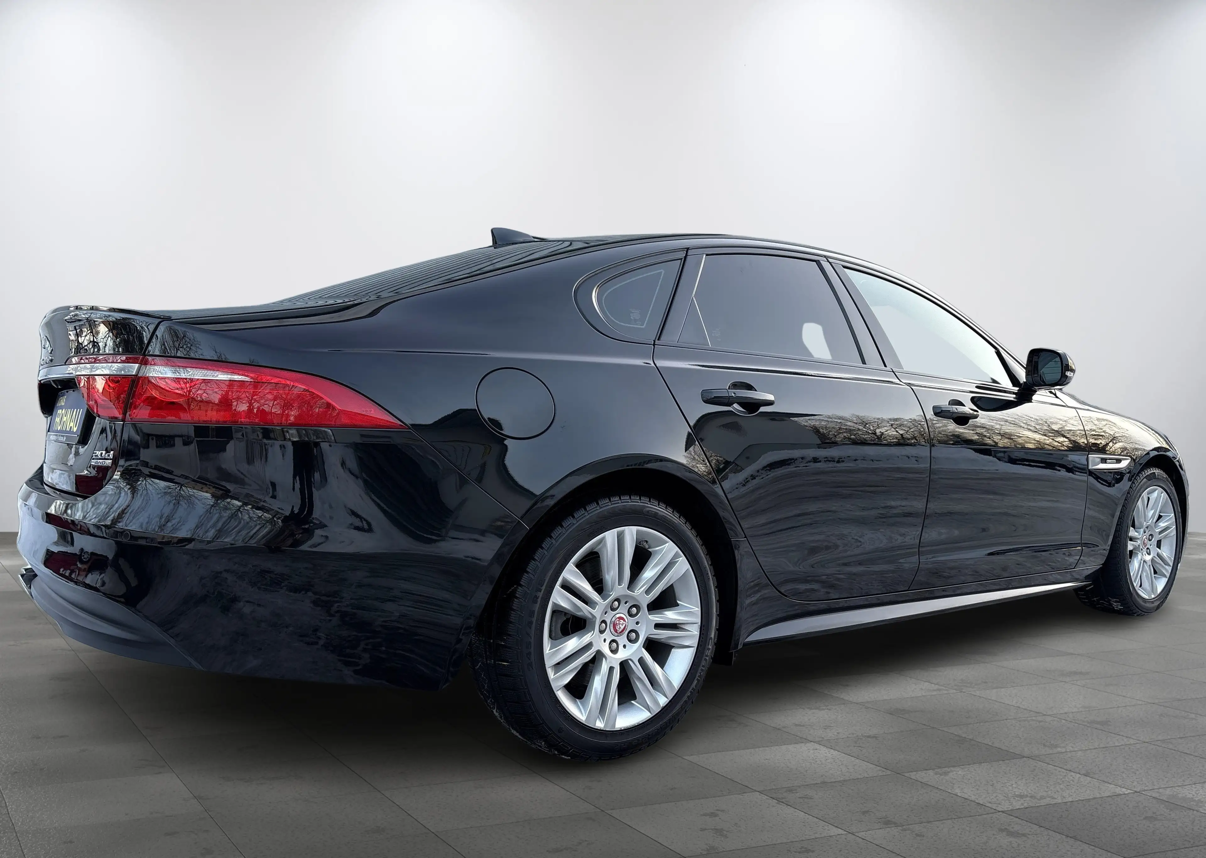 Jaguar XF R-Sport AWD 18"Alu Sound ACC Totwinkel Pano Kamera — photo 5