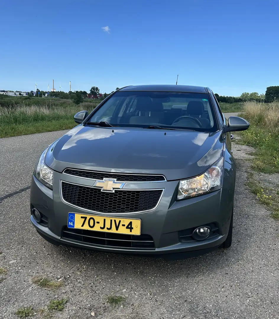 Chevrolet Cruze 1.8 LT Grijs - 1