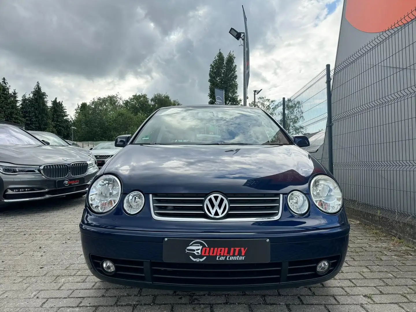Volkswagen Polo 1.4i 16v HIGHLINE   150000 km  AUTOMAAT Blauw - 2