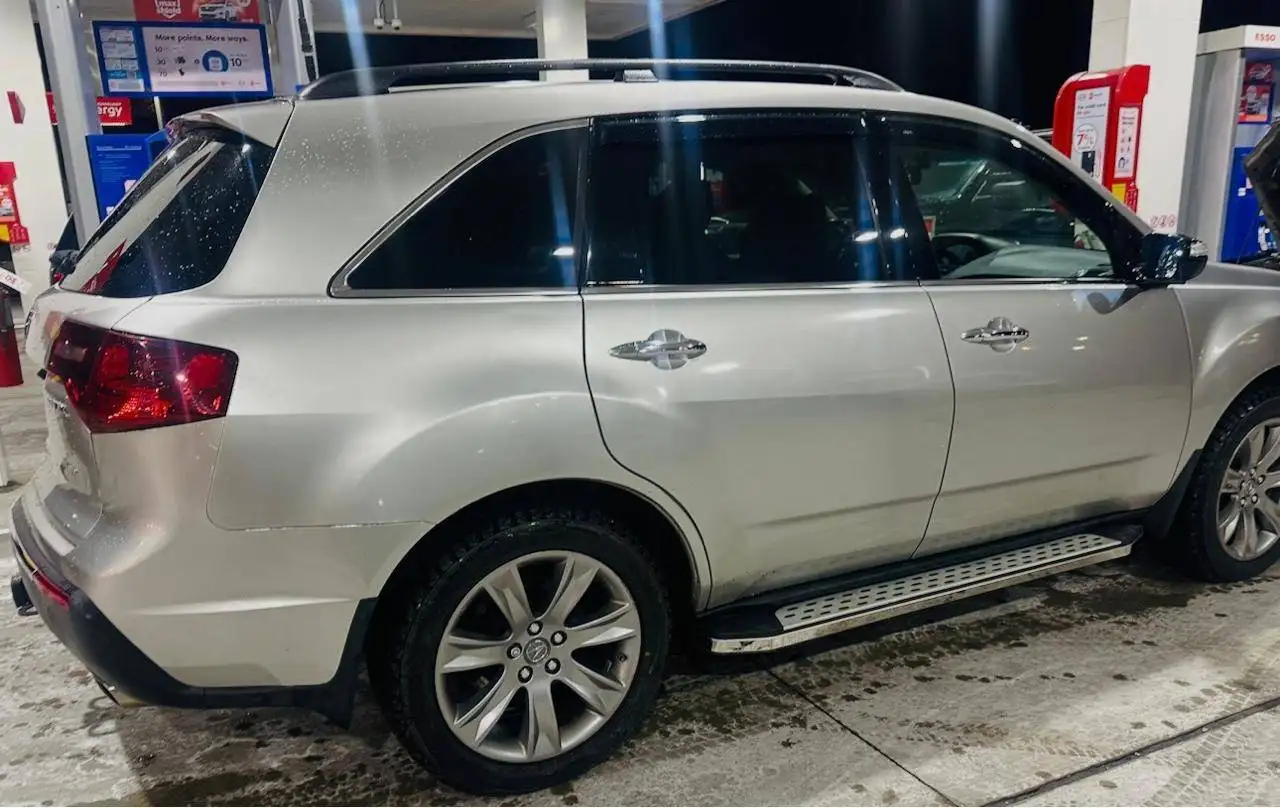 Acura MDX снимка Acura MDX