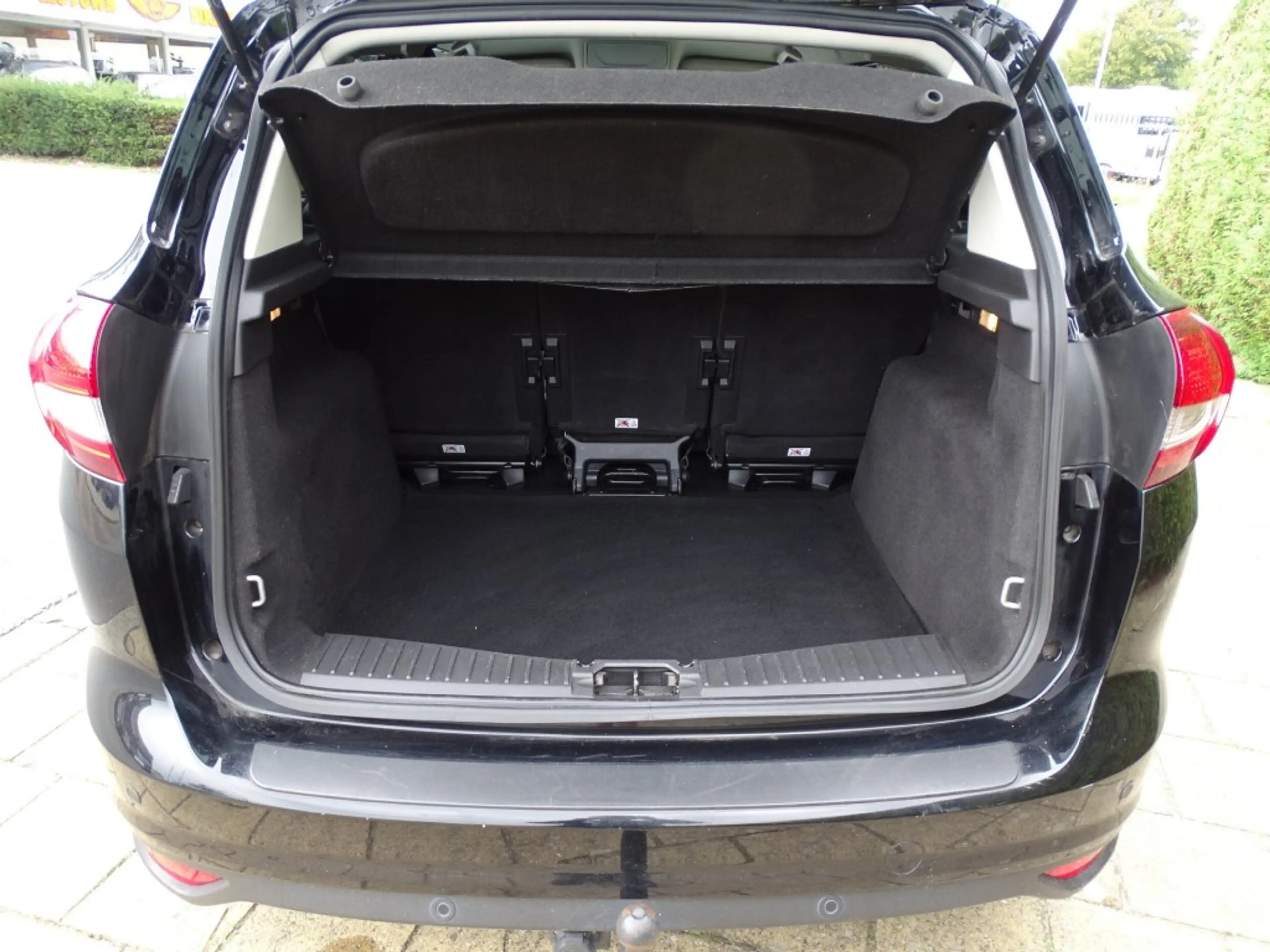 Ford C-Max 1.0 TITANIUM - Multimedia-Cruise-ABS-USB-Trekhaak- — photo 11