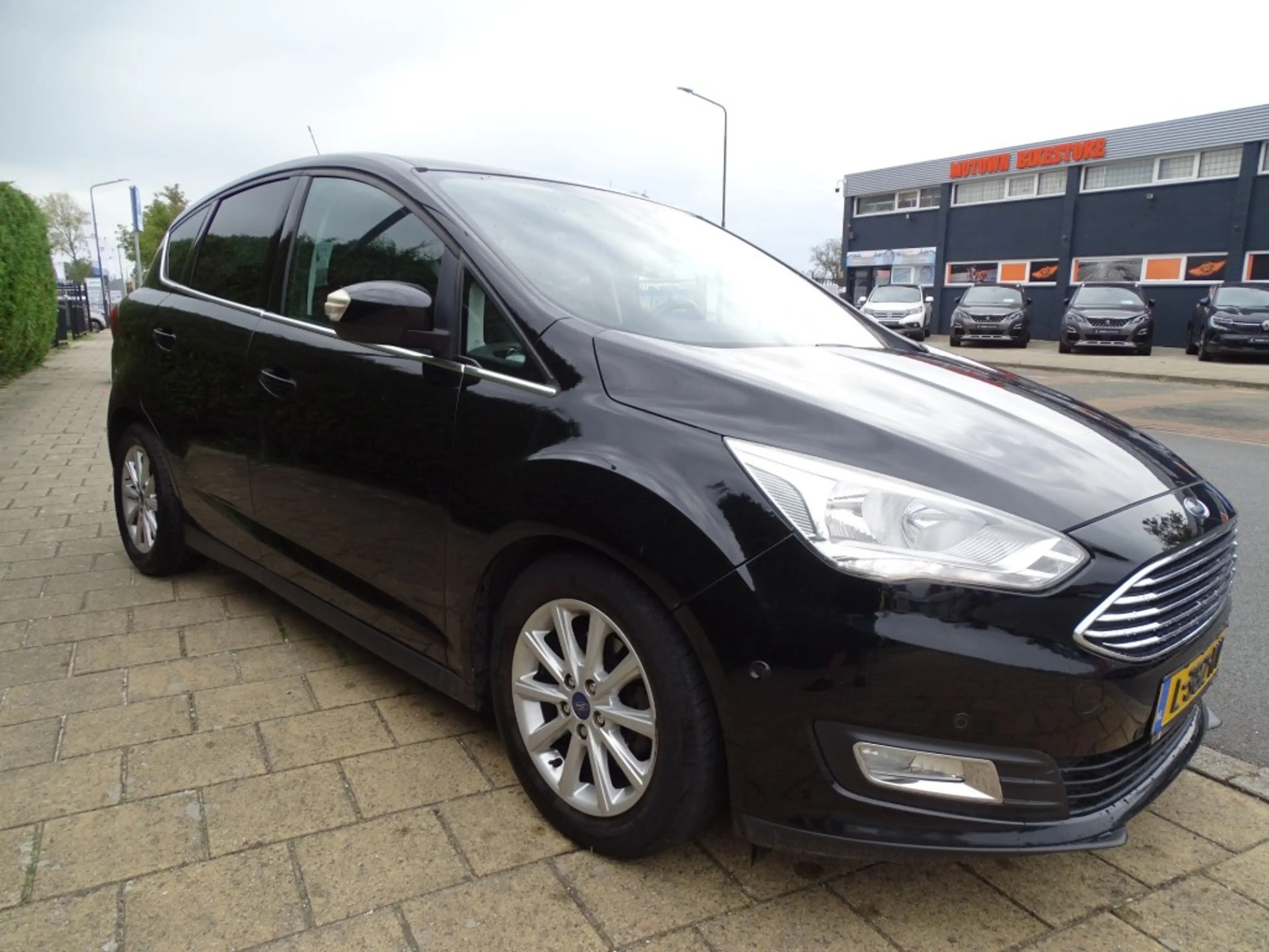 Ford C-Max 1.0 TITANIUM - Multimedia-Cruise-ABS-USB-Trekhaak- — photo 3
