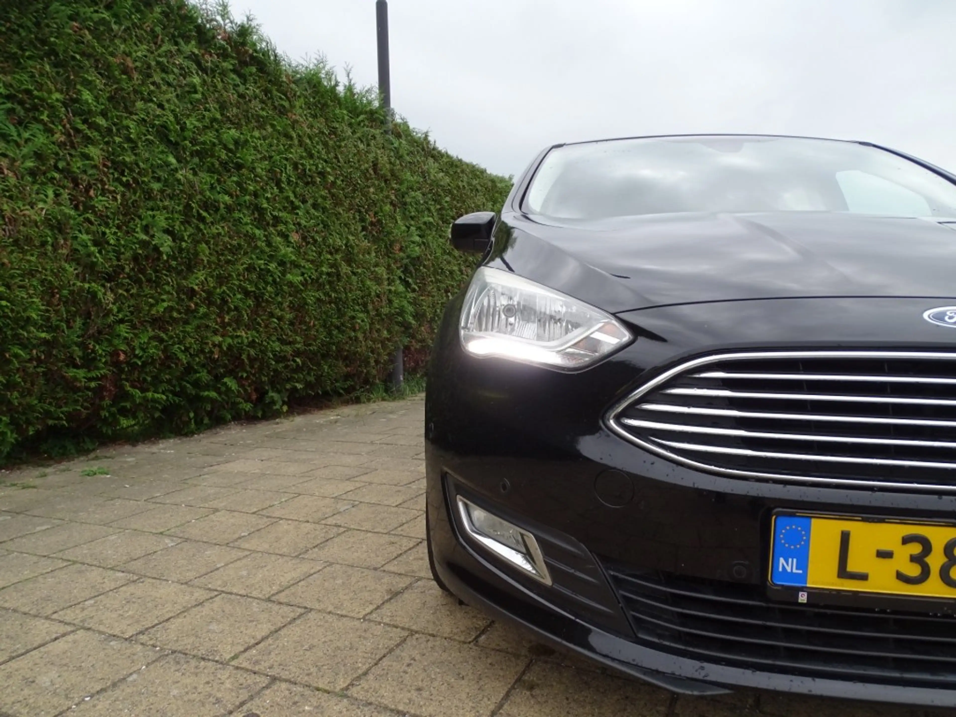 Ford C-Max 1.0 TITANIUM - Multimedia-Cruise-ABS-USB-Trekhaak- — photo 2