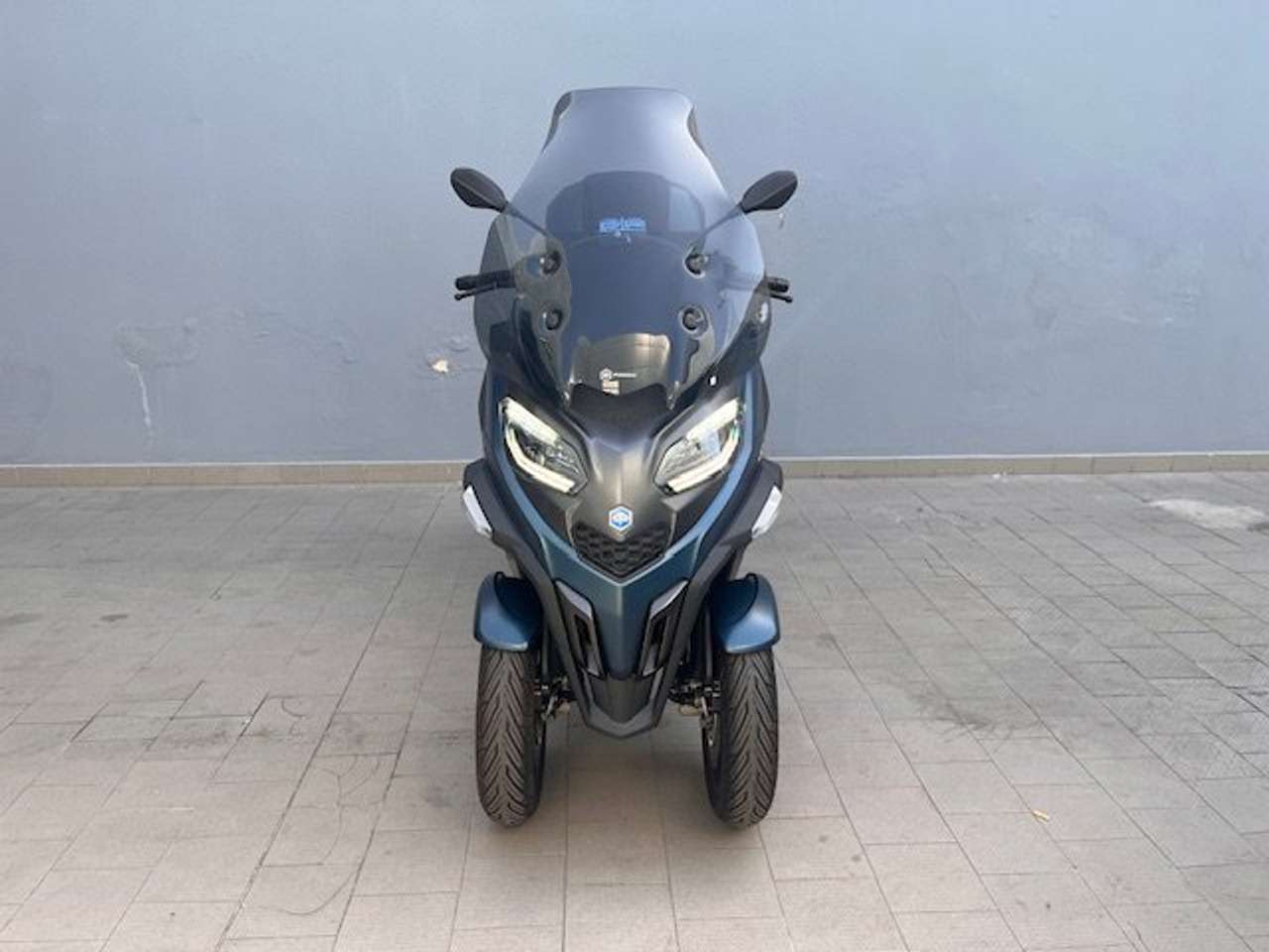 Piaggio MP3 530