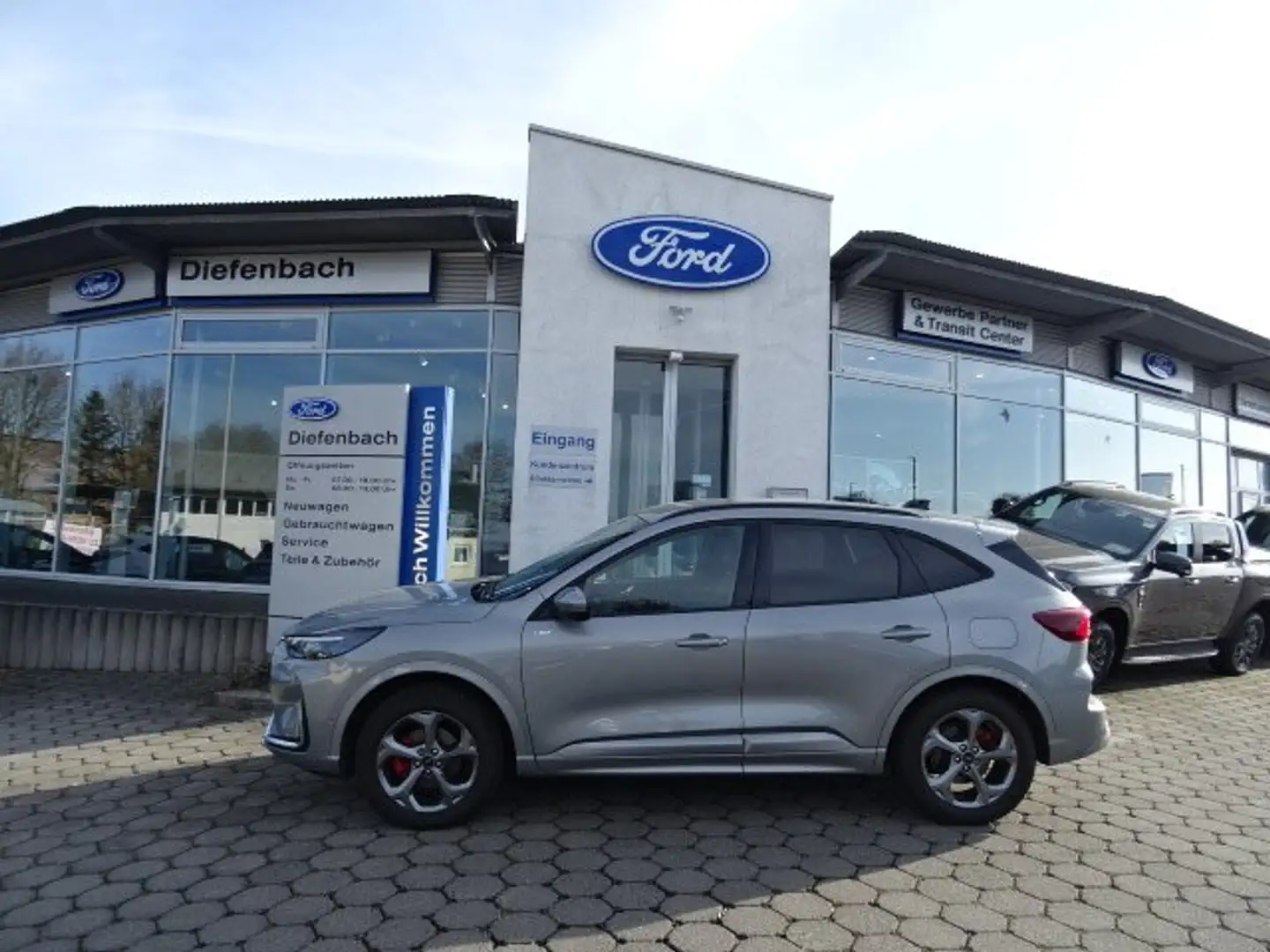 Ford Kuga 2.5 Hybrid 4x4 ST-Line X +360 Grad+Matrix Led Silber - 2