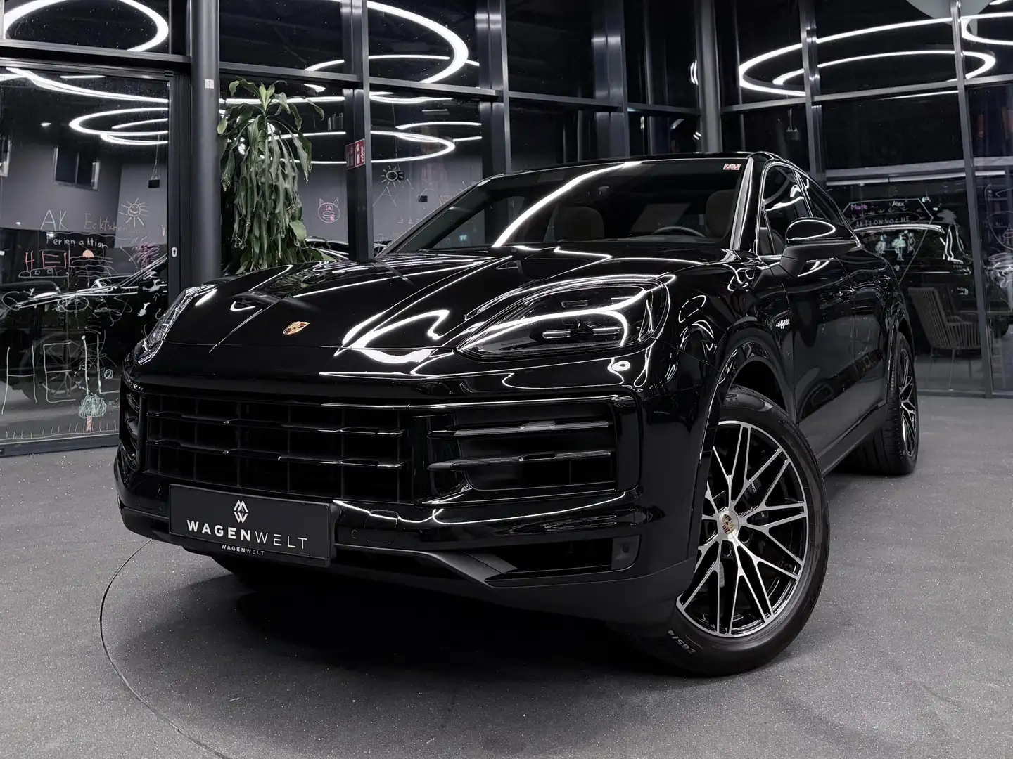 Porsche Cayenne E-Hybrid Coupé, ApprovedGarantie, 4-Zonen, Pano Schwarz - 1