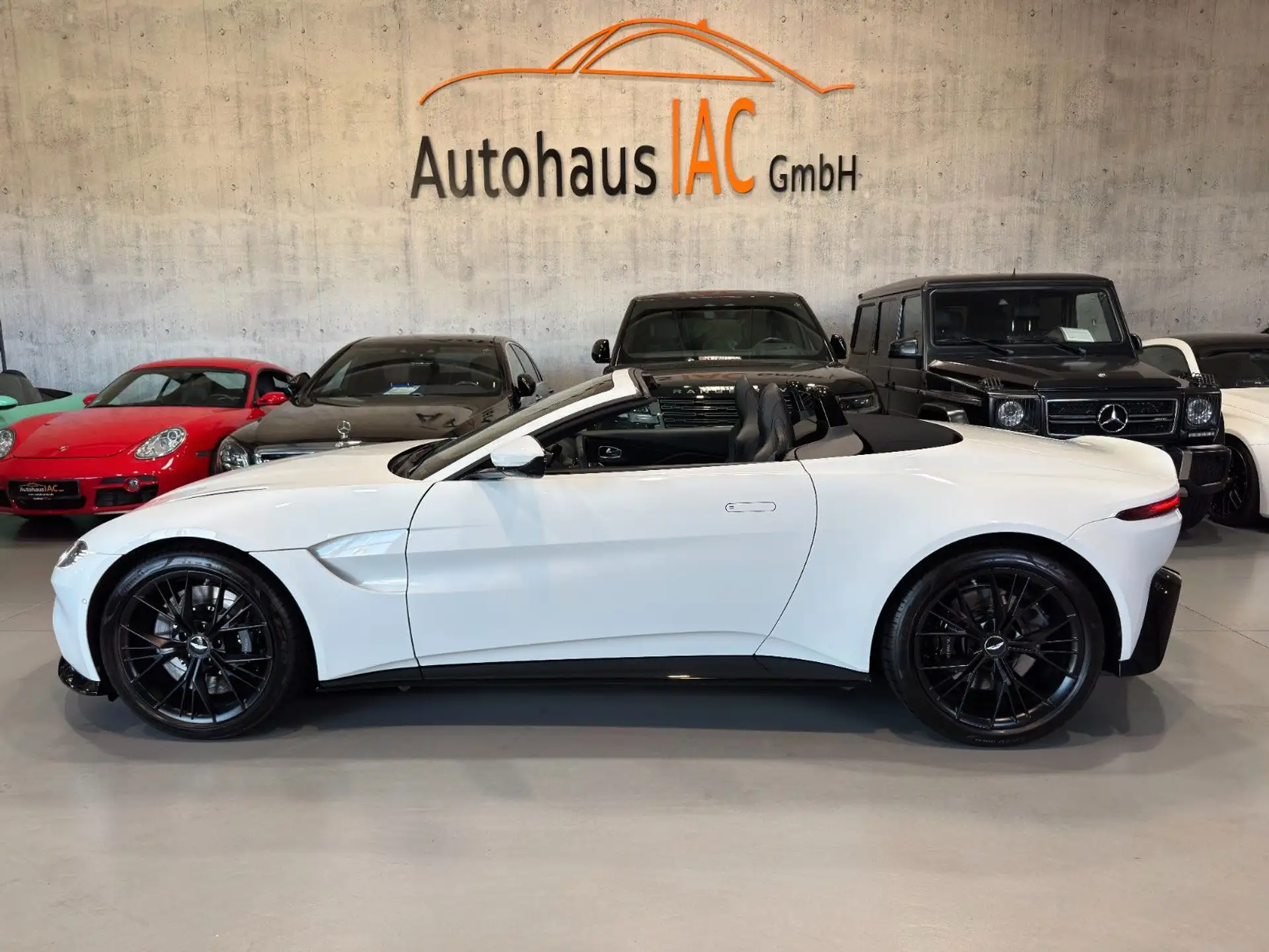 애스턴마틴 V8 Coupe 2021 흰색 사진 8