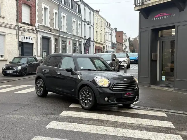 MINI Cooper Countryman R60 D 112 ch Cooper Pack Red Hot Chili / TOIT OUVRANT / GPS / 4 ROUES MOTRICES