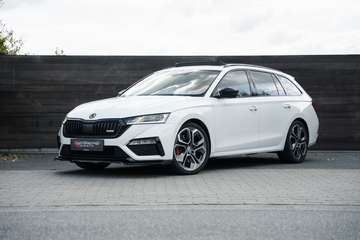 Octavia Combi 2.0 TSI DSG RS Canton sound / Pano dak / Trekhaak / Maxton