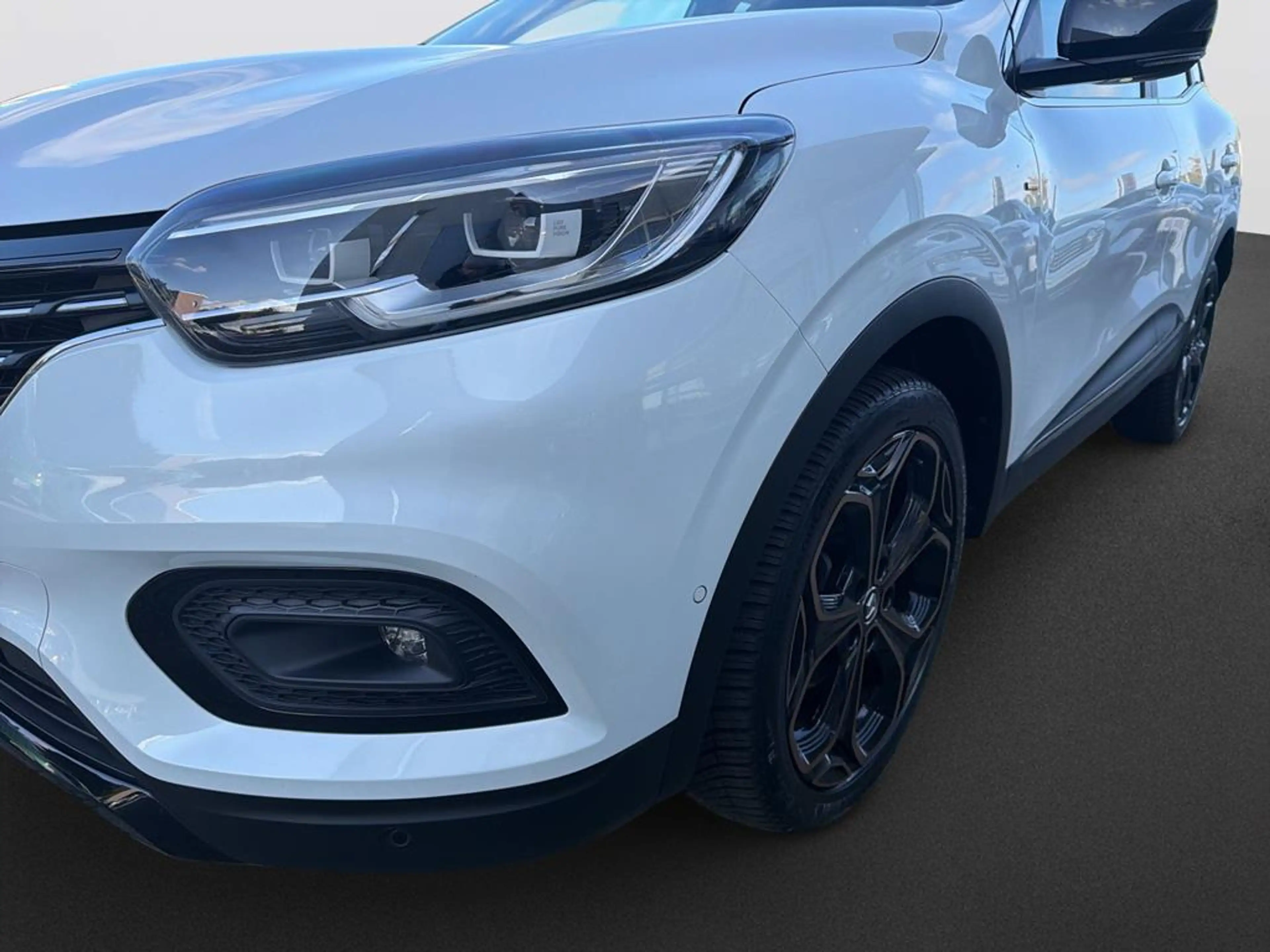 Renault Kadjar 1.3 TCe 160 Black Edition Automatik — photo 11