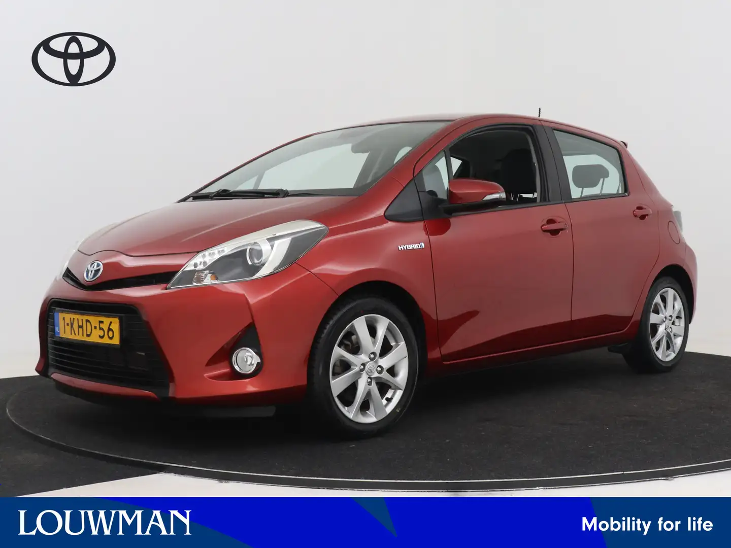 Toyota Yaris 1.5 Full Hybrid Dynamic Rojo - 1