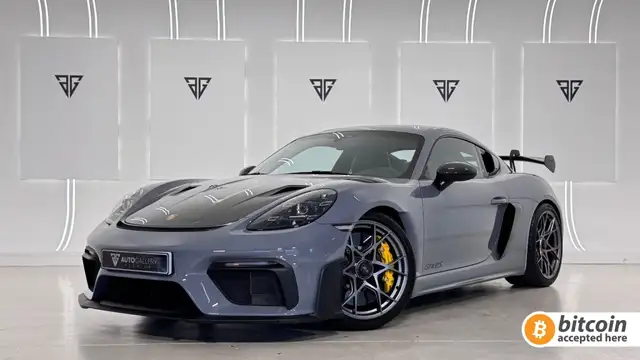 Porsche 718 Cayman GT4 RS PDK
