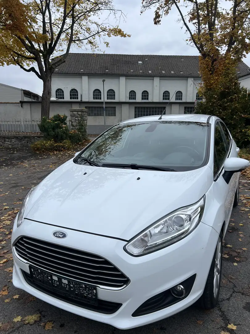 Ford Fiesta Titanium-Navi-128.000 km!! Blanc - 1