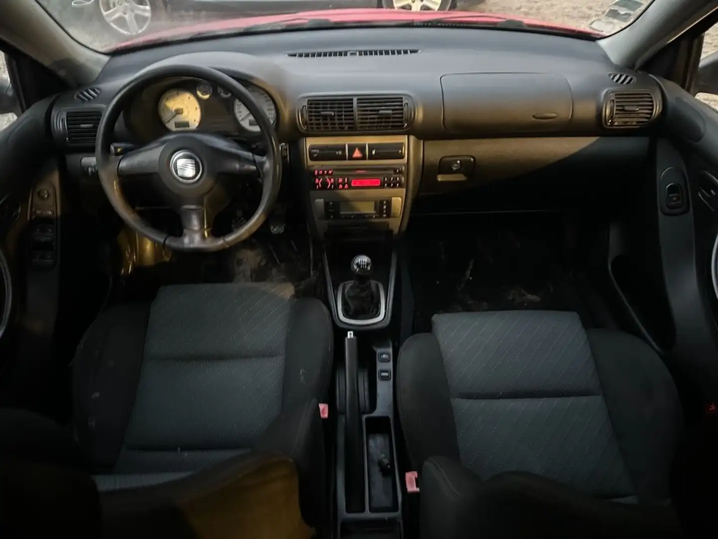 SEAT Leon 1.9 TDi 150cv Sport FR 3éme Main Rouge - 2