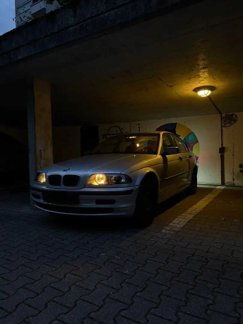 BMW 316 316i / TÜV 10.2026 / Service Neu - 1