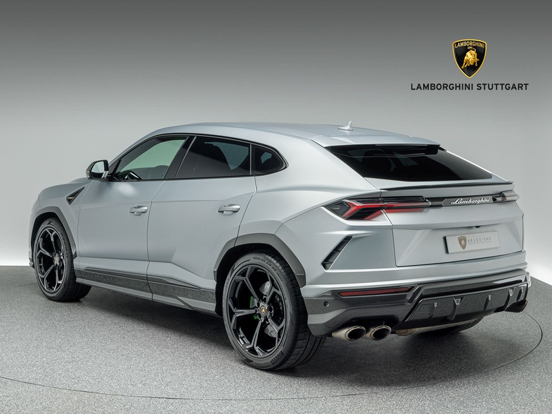 Lamborghini Urus — photo 4