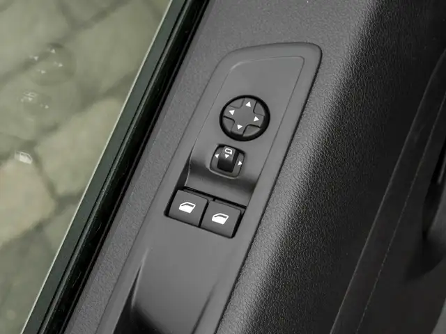 Opel Vivaro view 9
