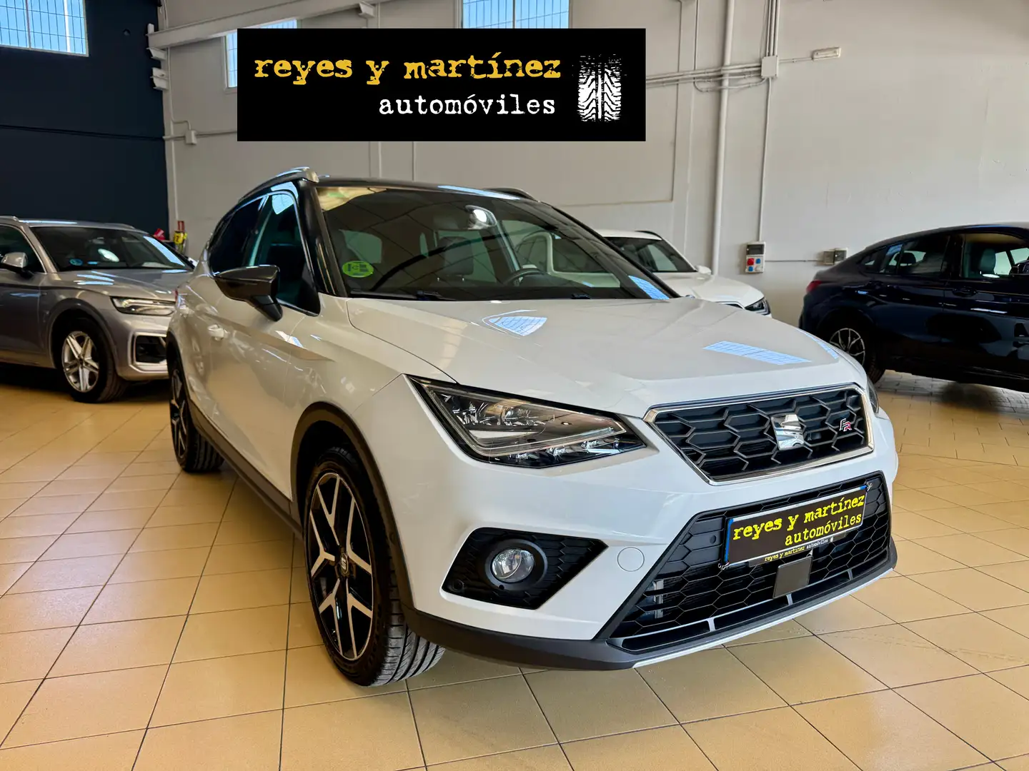 SEAT Arona 1.5 EcoTSI S&S FR 150 Blanco - 2