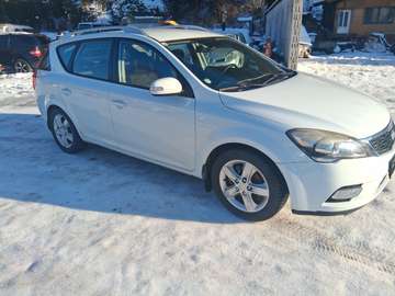 MOTORSCHADEN!!! 1.6 CRDi 90