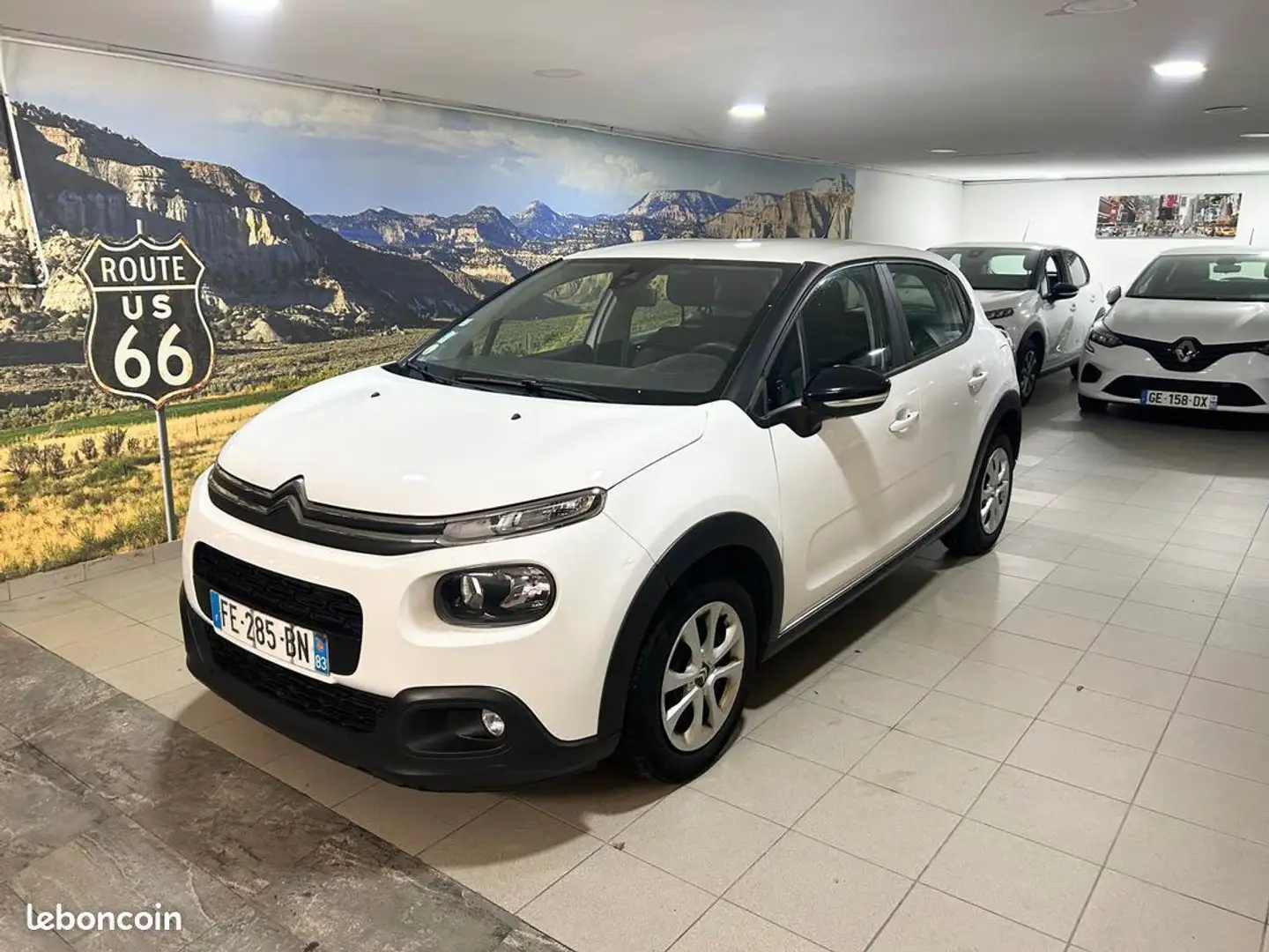Citroen C3 iii societe 1.5 blue hdi 100 feel 4575 ht Blanc - 1