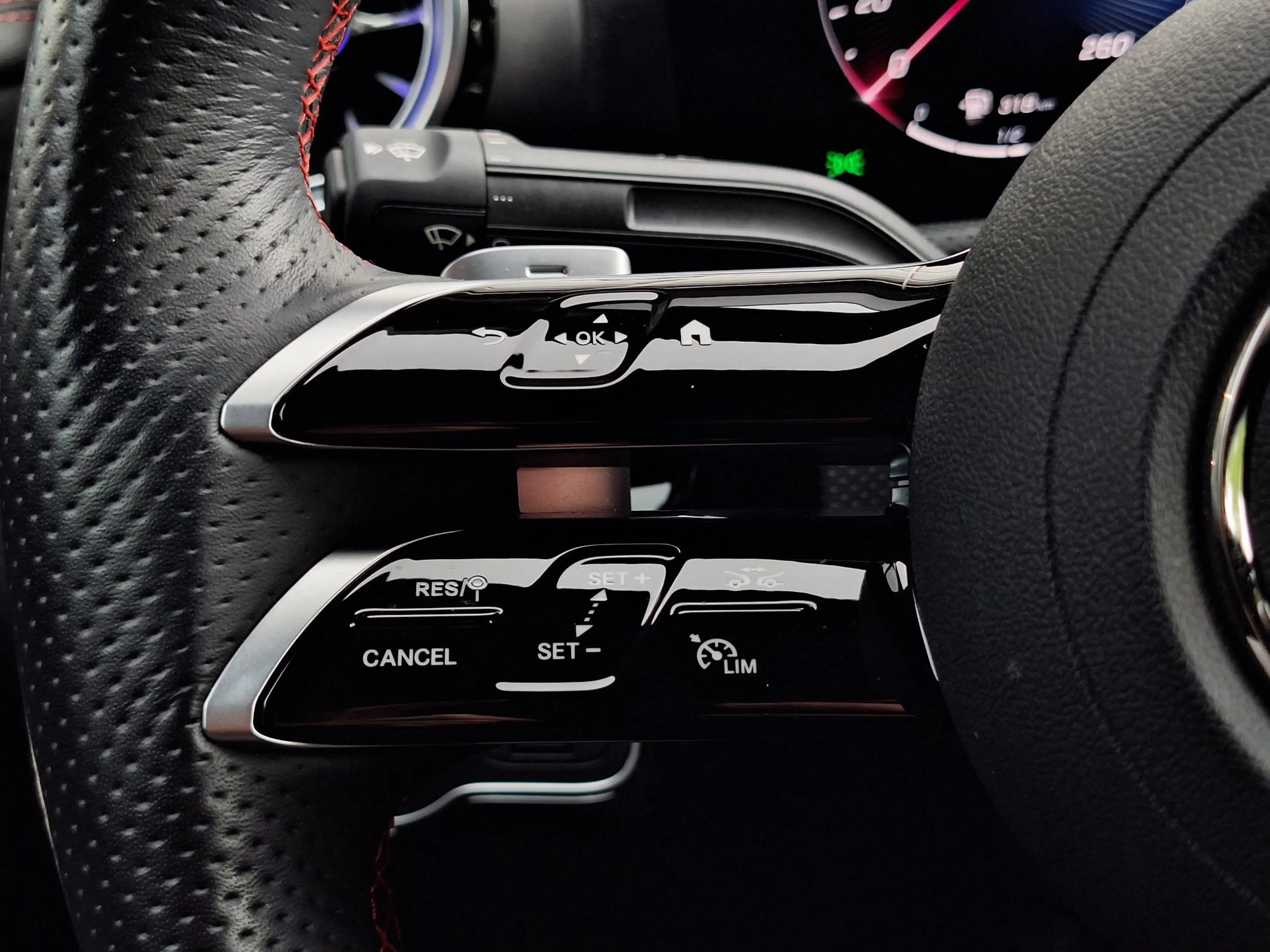 Mercedes-Benz CLA 250 e Star Edition AMG | Night Pakket | Dodehoekassist — photo 14