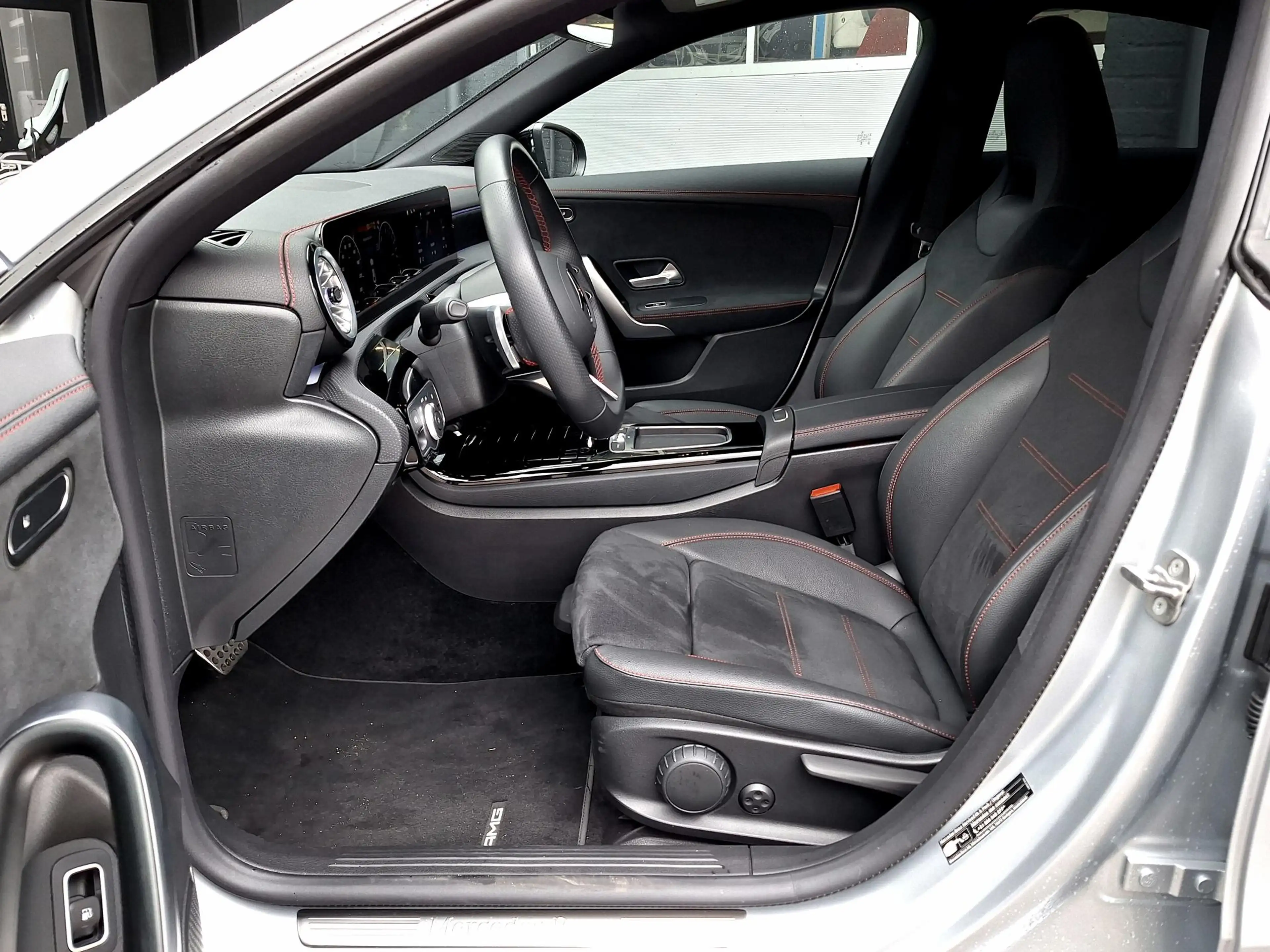 Mercedes-Benz CLA 250 e Star Edition AMG | Night Pakket | Dodehoekassist — photo 5