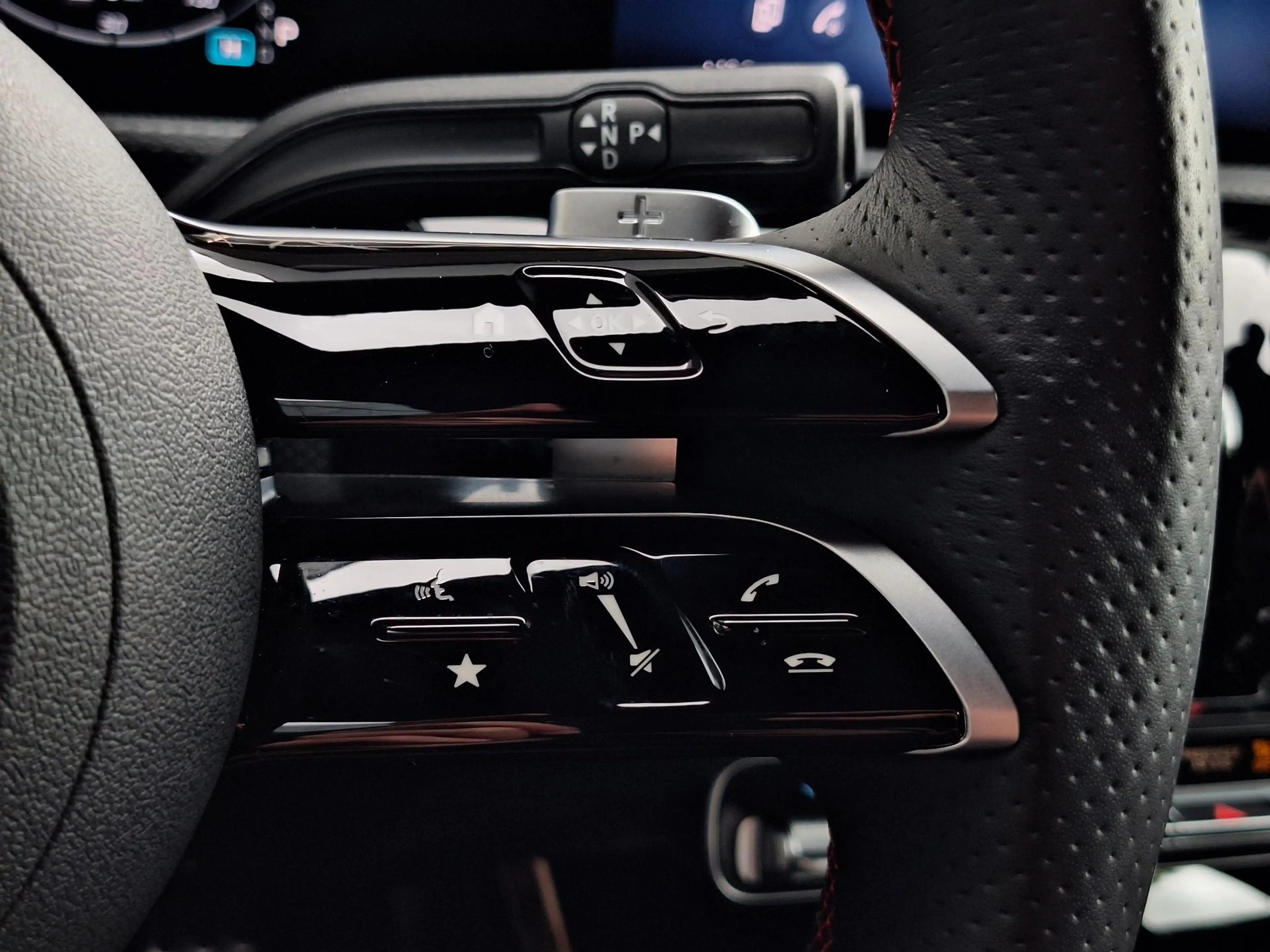 Mercedes-Benz CLA 250 e Star Edition AMG | Night Pakket | Dodehoekassist — photo 15
