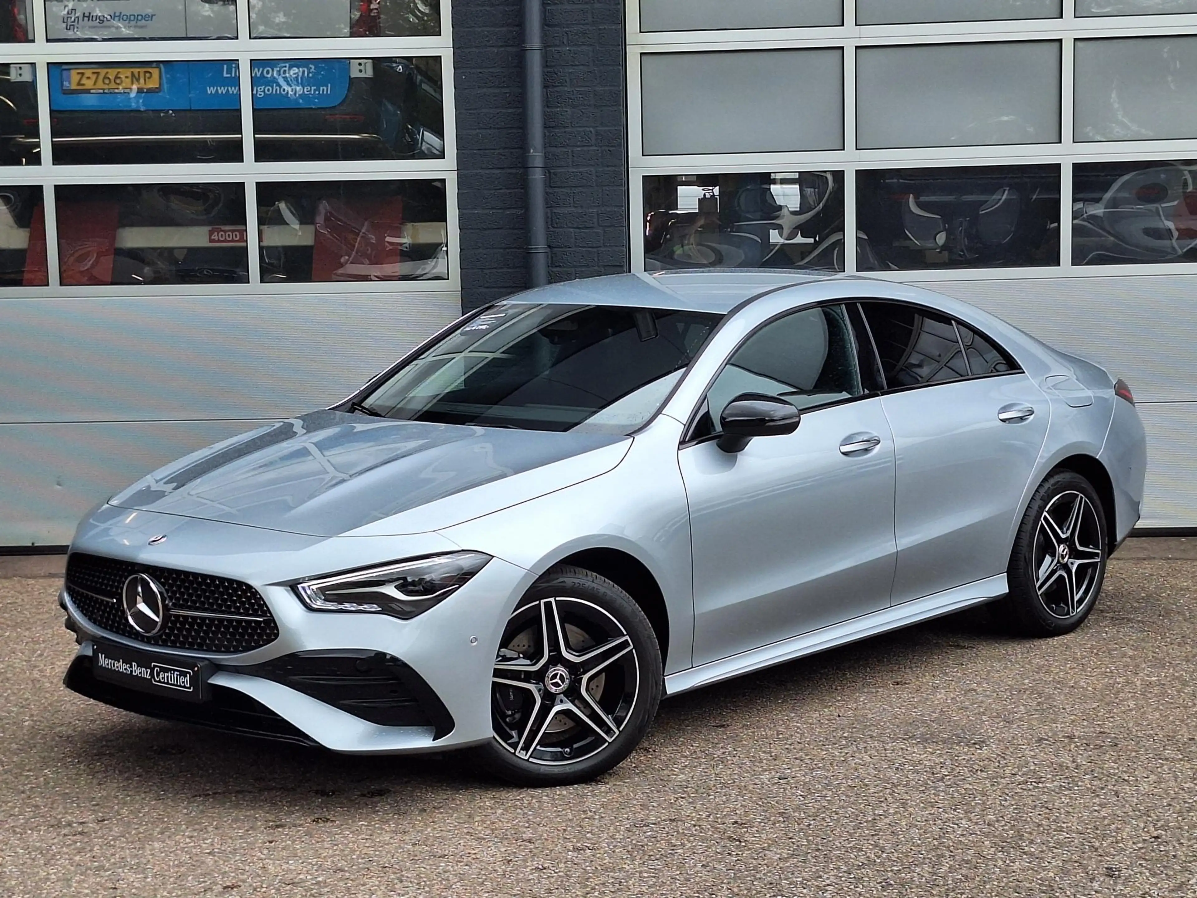 Mercedes-Benz CLA 250 e Star Edition AMG | Night Pakket | Dodehoekassist — photo 2