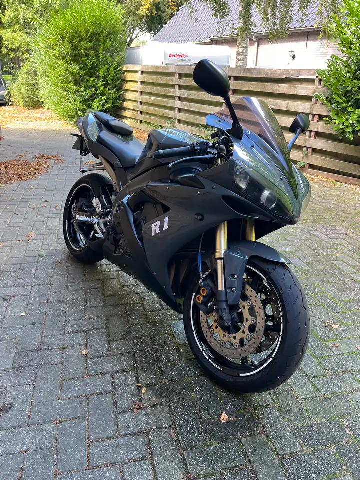 Yamaha R1-Z