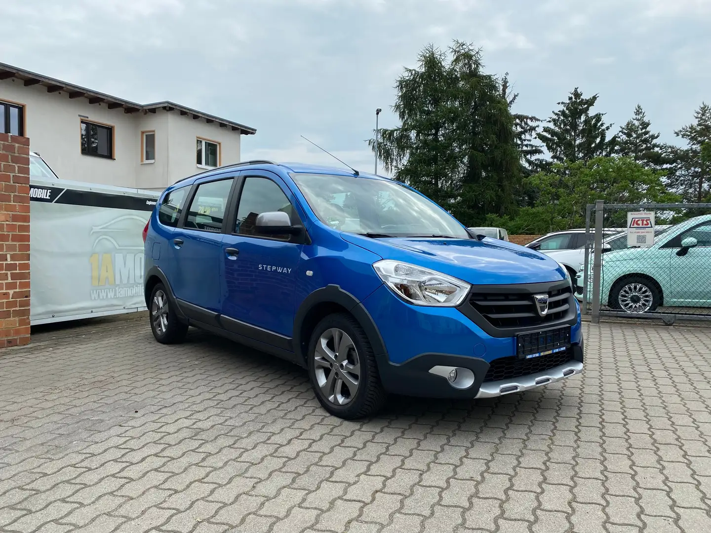 Dacia Lodgy Stepway Sitzheizung  Navi  Klima Blau - 2