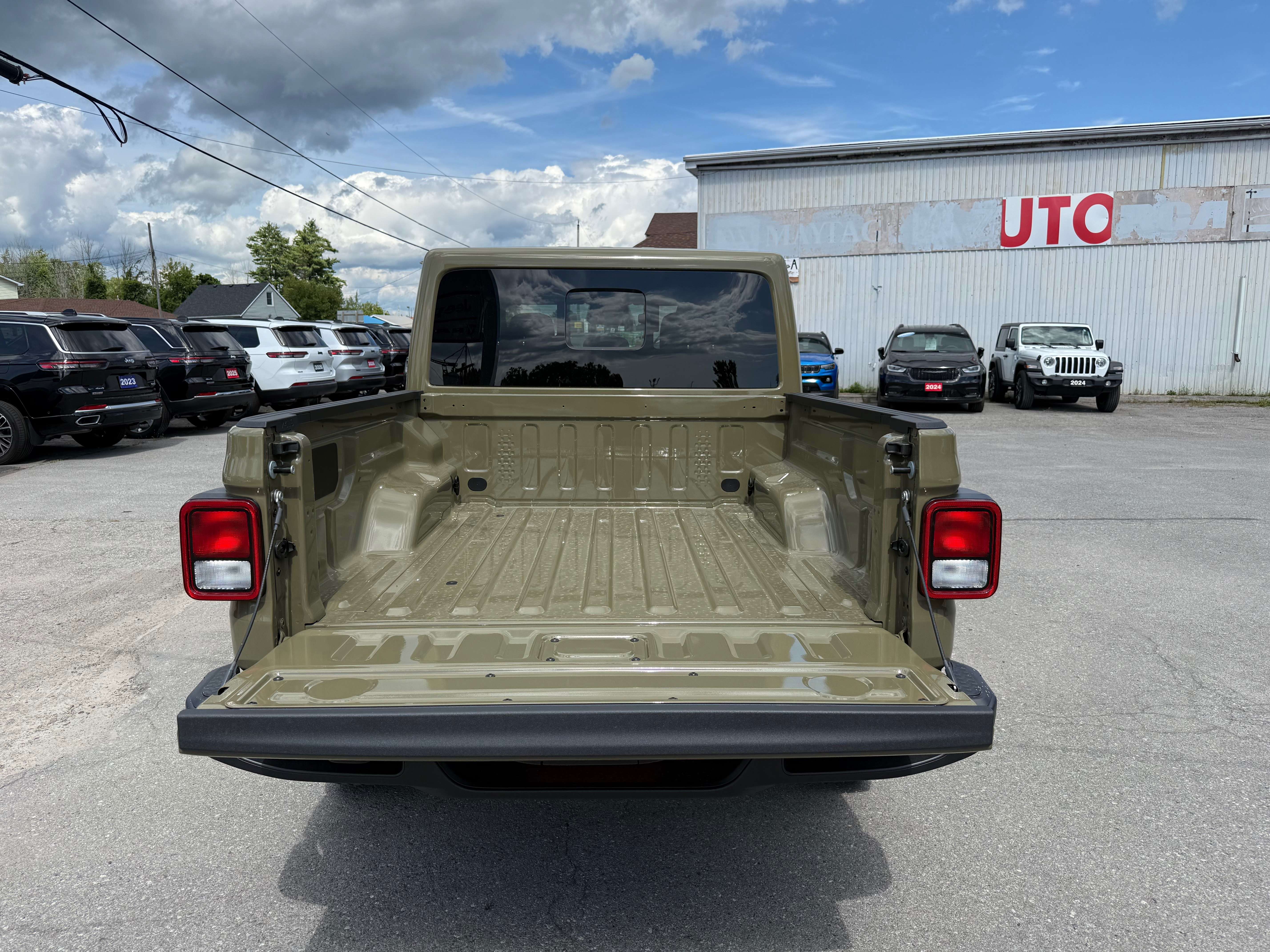 2026 Jeep Gladiator