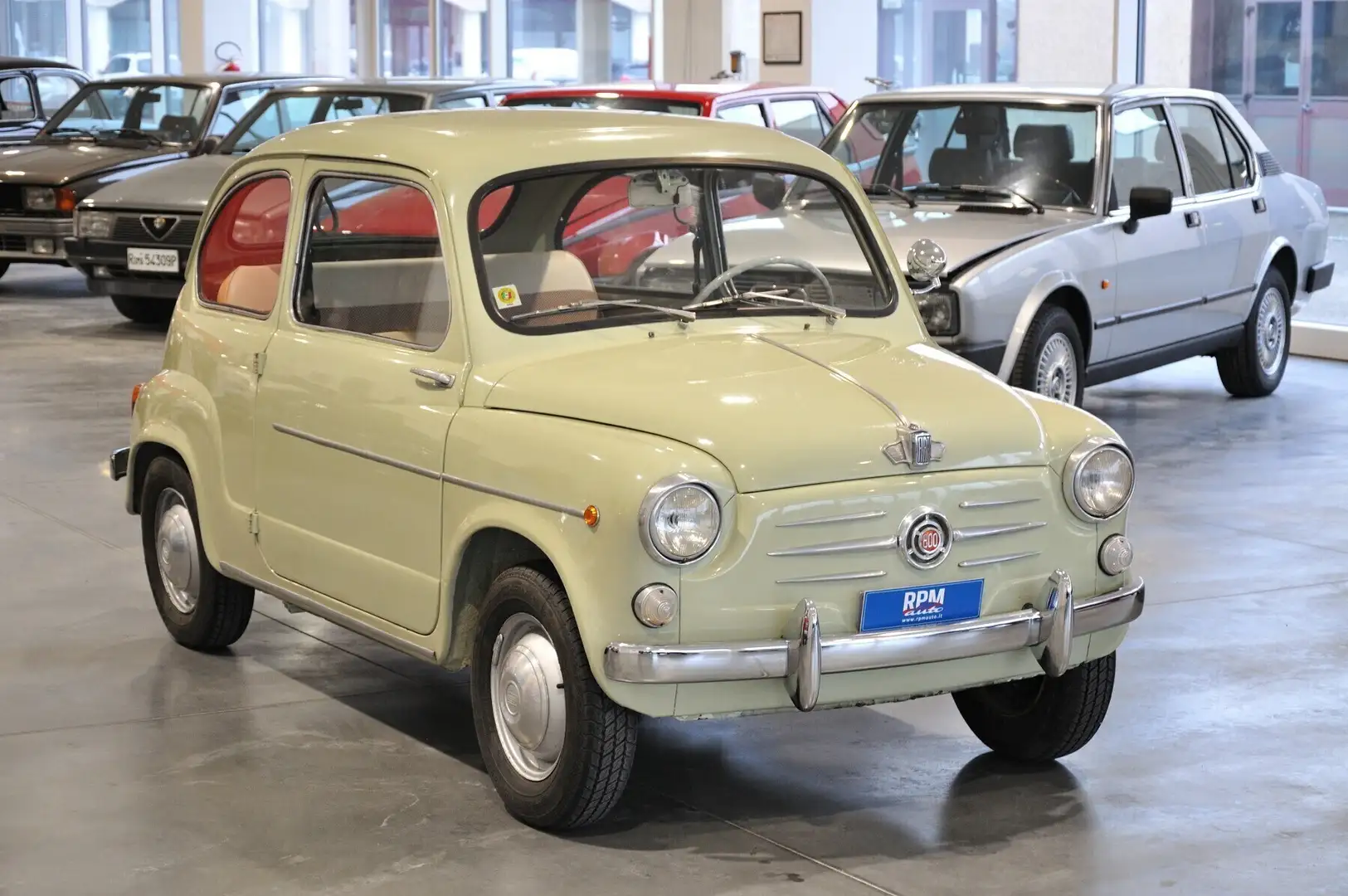 Fiat 600 tipo 100 633cc targhe nere ottima Grün - 1