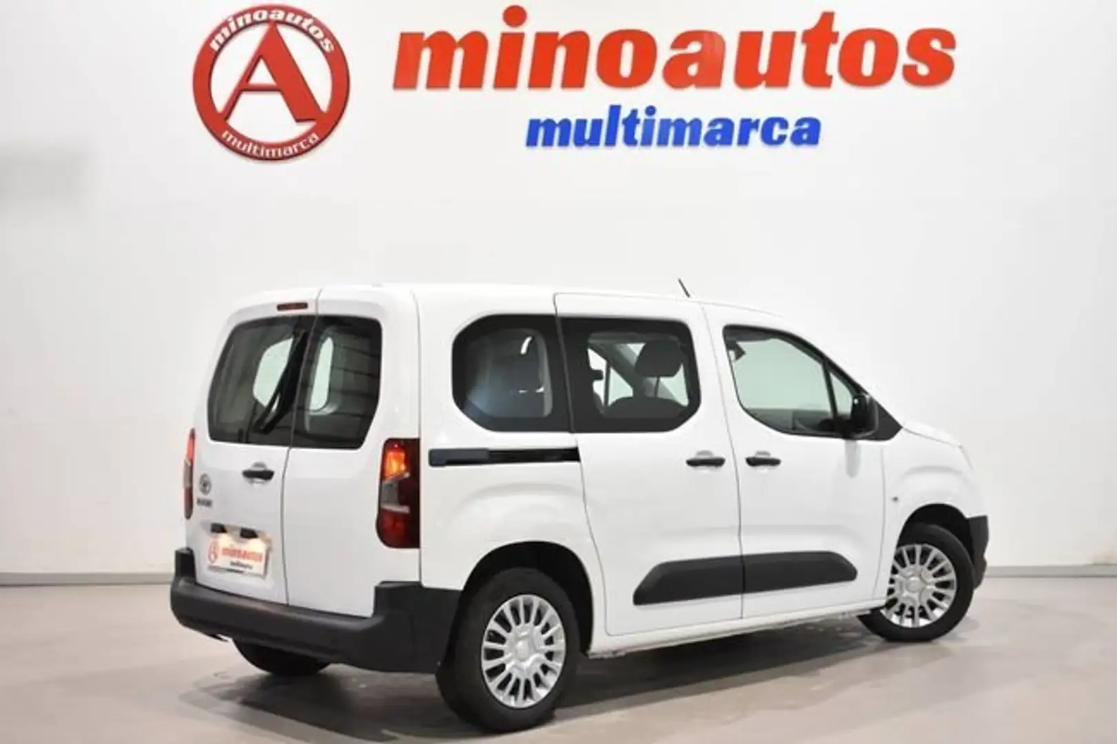 Toyota Proace CITY COMBI GX L1 1.5D 100 CV Blanco - 2