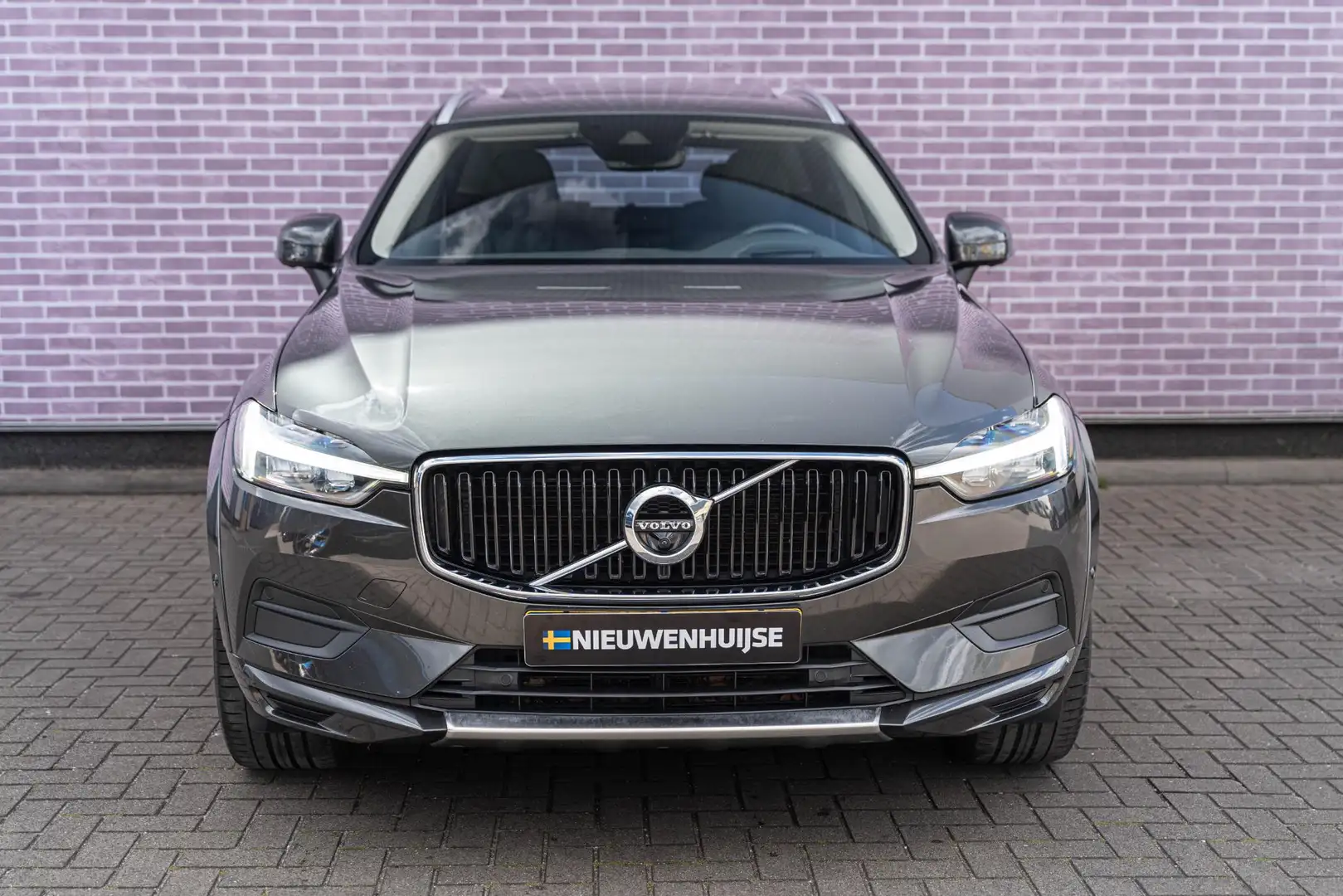 Volvo XC60 B5 Momentum Exclusive | Head-up Display | Panorama Grijs - 2
