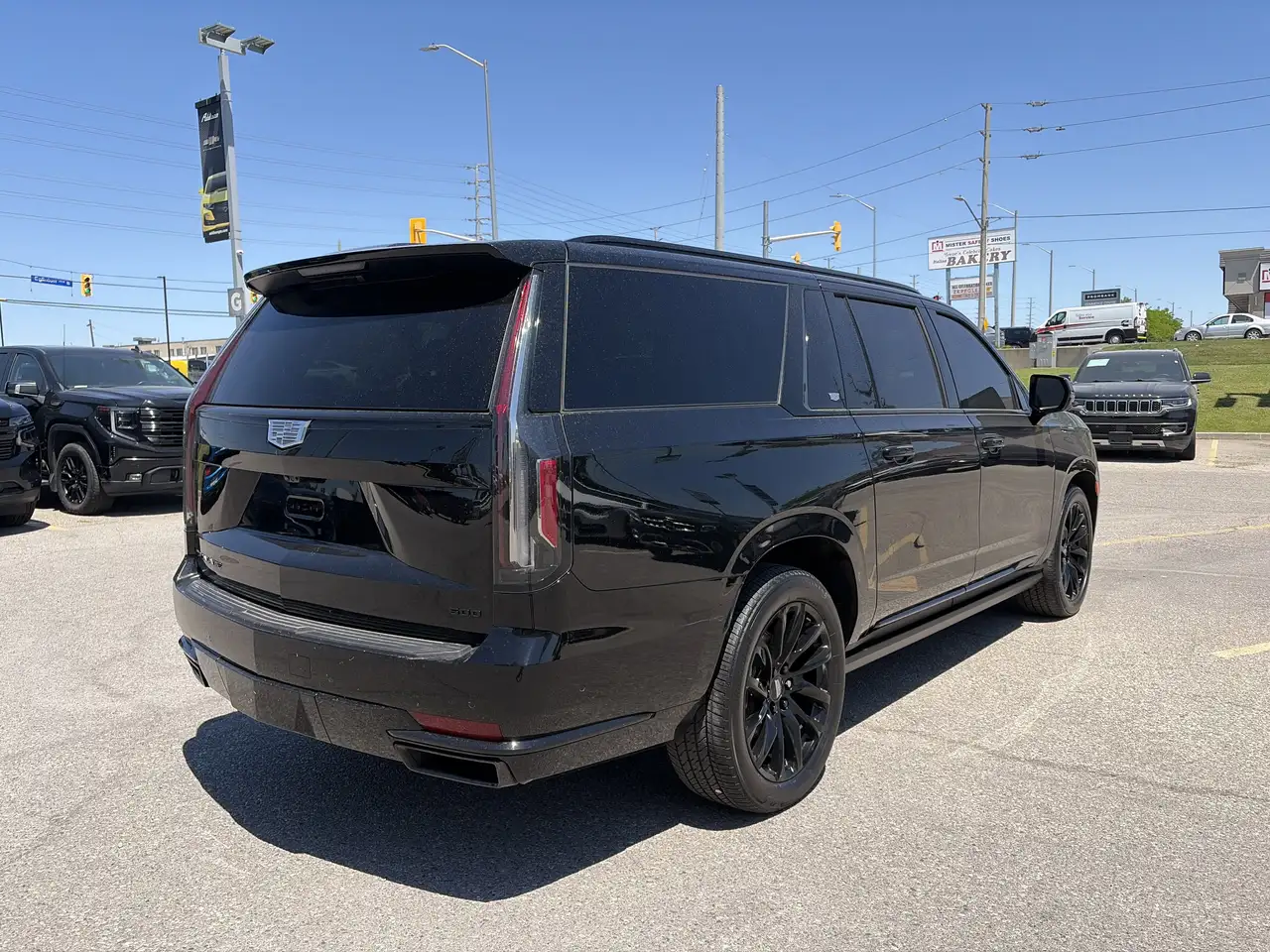 Cadillac Escalade снимка Cadillac Escalade