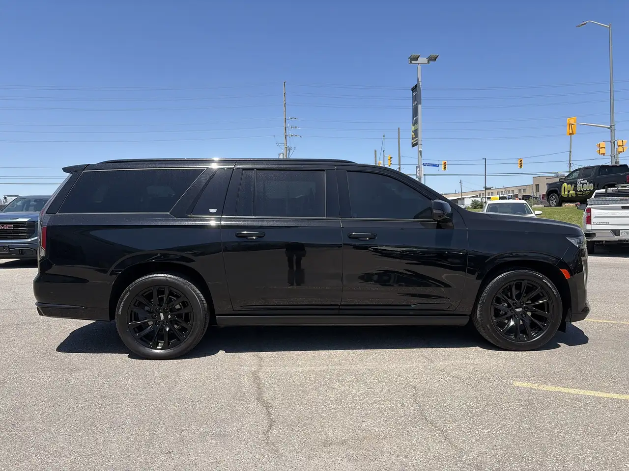 Cadillac Escalade снимка Cadillac Escalade