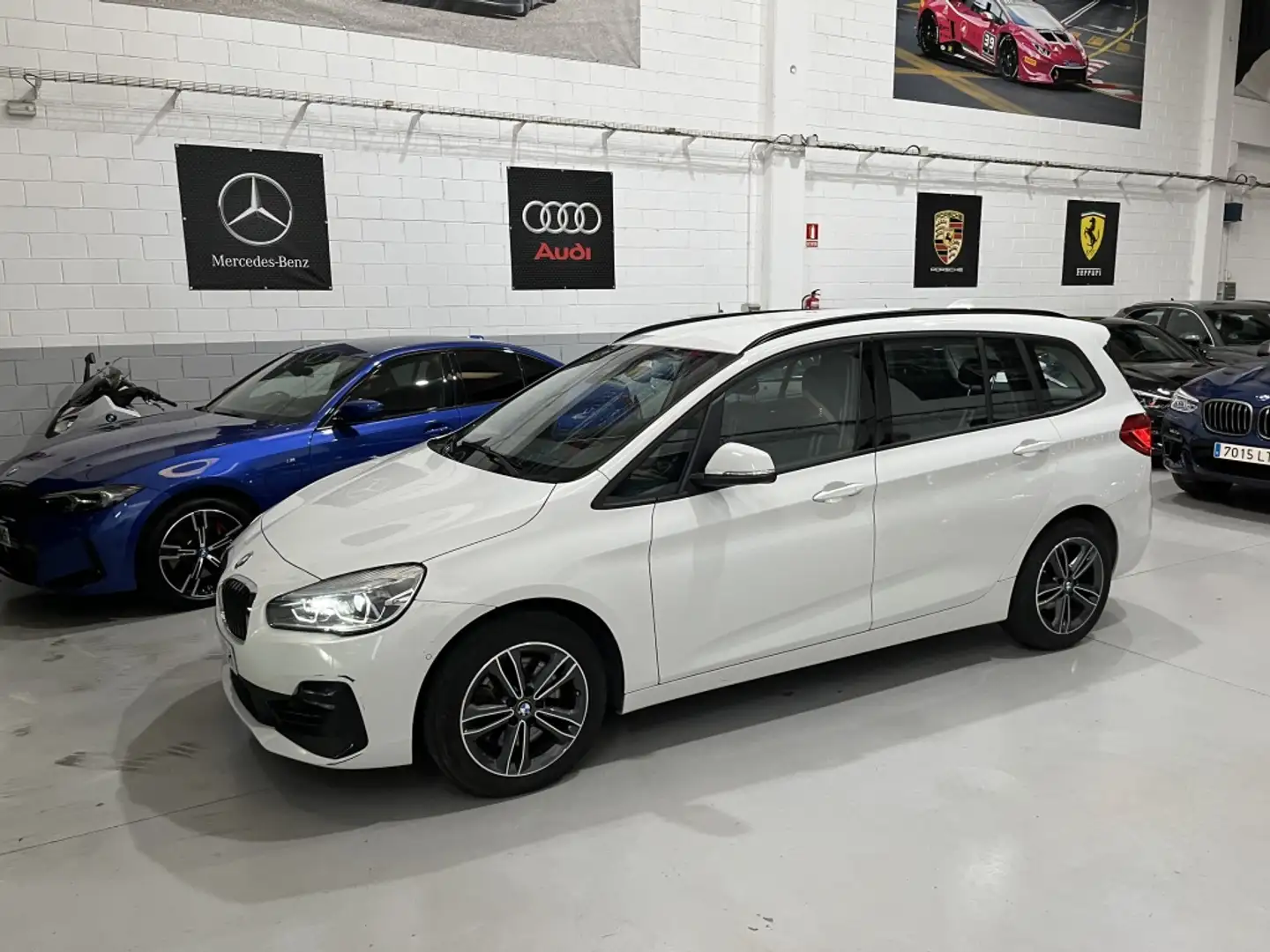 BMW 218 218dA Gran Tourer xDrive Blanco - 1