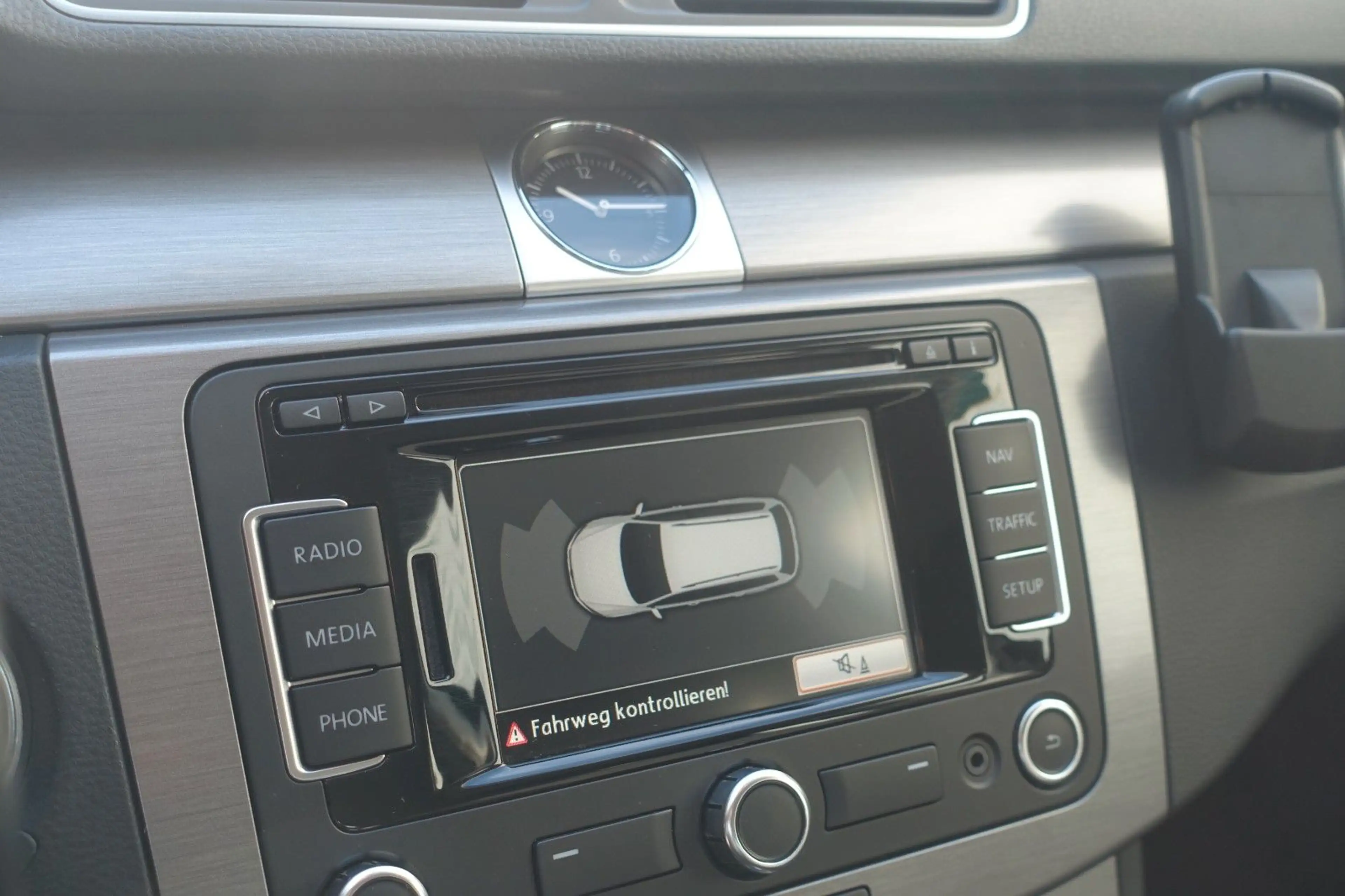 Volkswagen Passat Variant 2.0//AUTOMATIK//AHK//SHZ//KLIMA// — photo 12