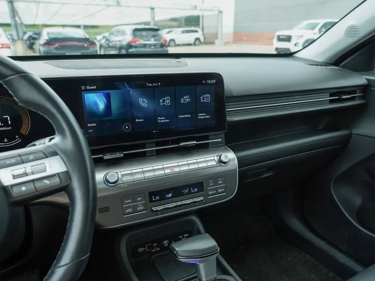 Hyundai KONA снимка Hyundai KONA