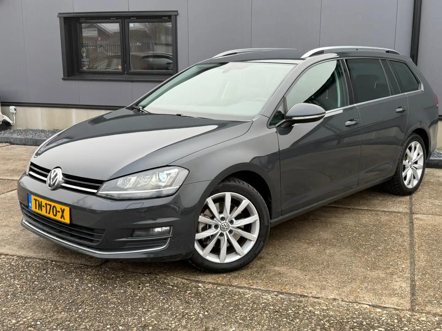 Volkswagen Golf Variant 1.4 TSI Highline Connected Series - trekhaak - Lee Grijs - 2