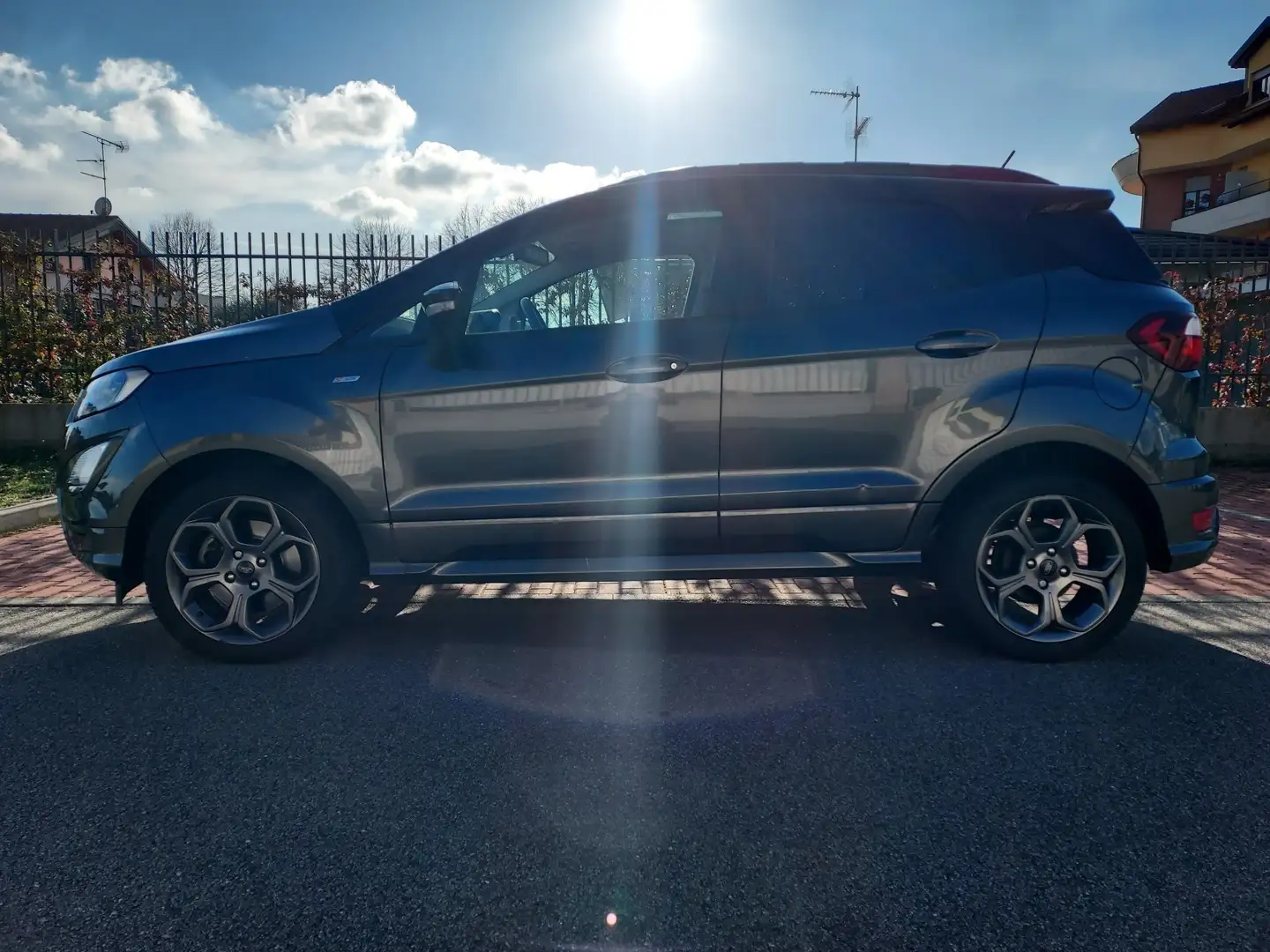 Ford EcoSport 1.0 ecoboost ST-Line s&s 125cv auto - 1