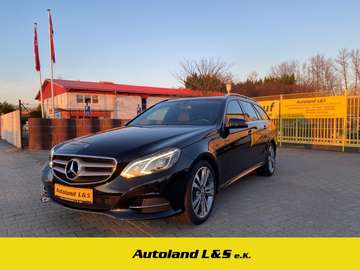 T-Modell CGI,LED,SH,PDC,Navi,Dach,Alus,WKR,
