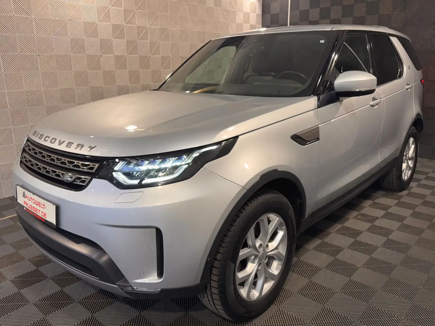Land Rover Discovery 5SE*4WD*LED-AHK-ACC-LEDER-PDC-TOTW-19" Silber - 2