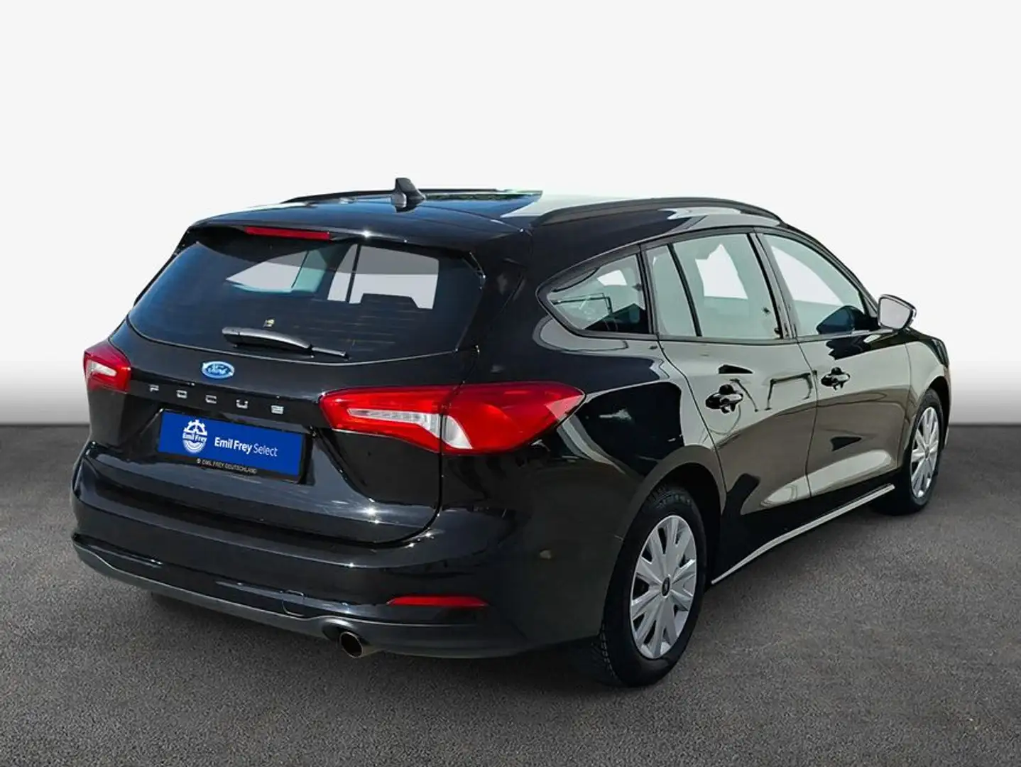 Ford Focus Turnier 1.0 EcoBoost Hybrid TREND Zwart - 2
